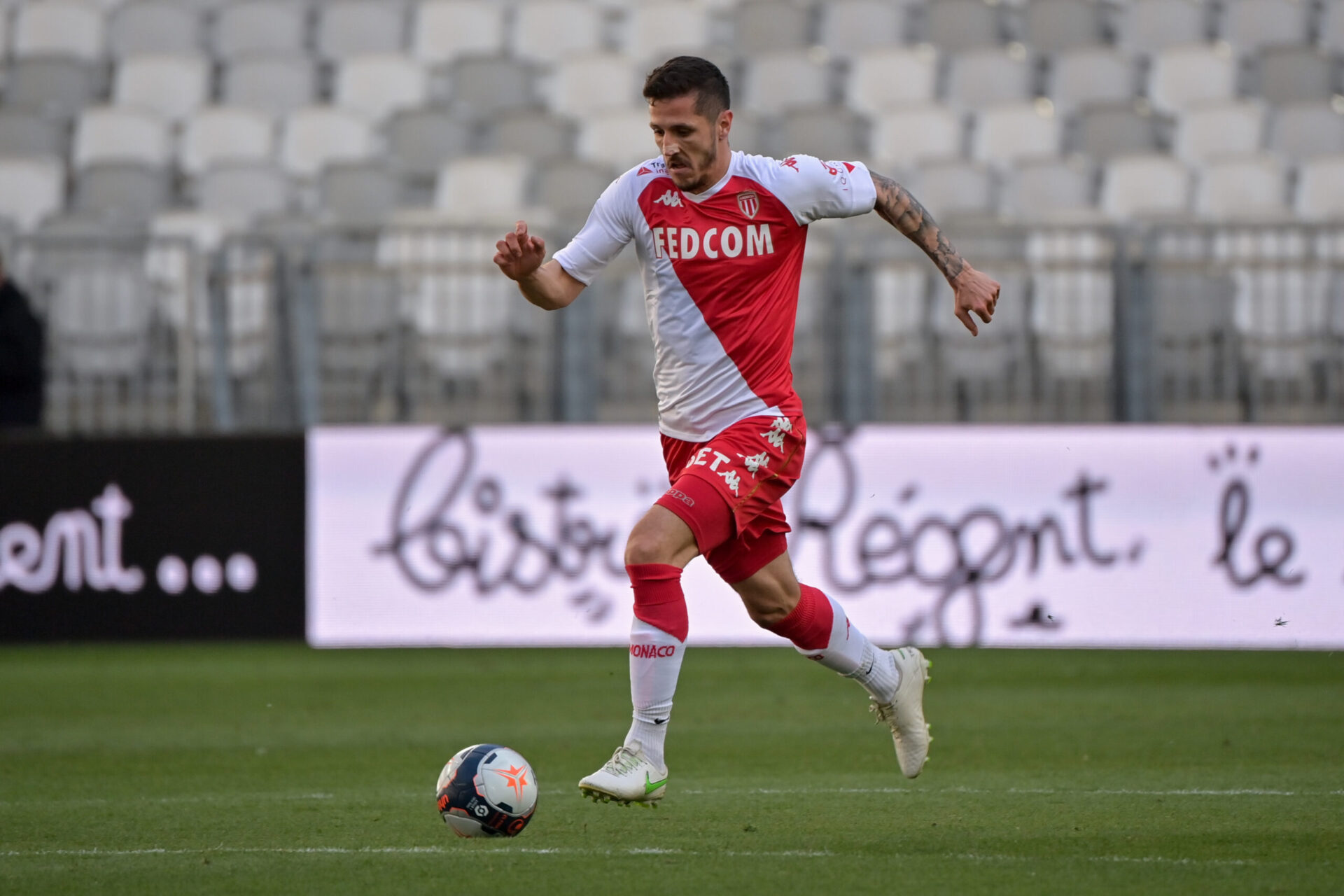 L'ancien Monégasque Stevan Jovetić est la troisième recrue du Hertha Berlin cet été après Kevin-Prince Boateng et Suat Serdar (iconsport) L'ancien Monégasque Stevan Jovetić est la troisième recrue du Hertha Berlin cet été après Kevin-Prince Boateng et Suat Serdar (iconsport)