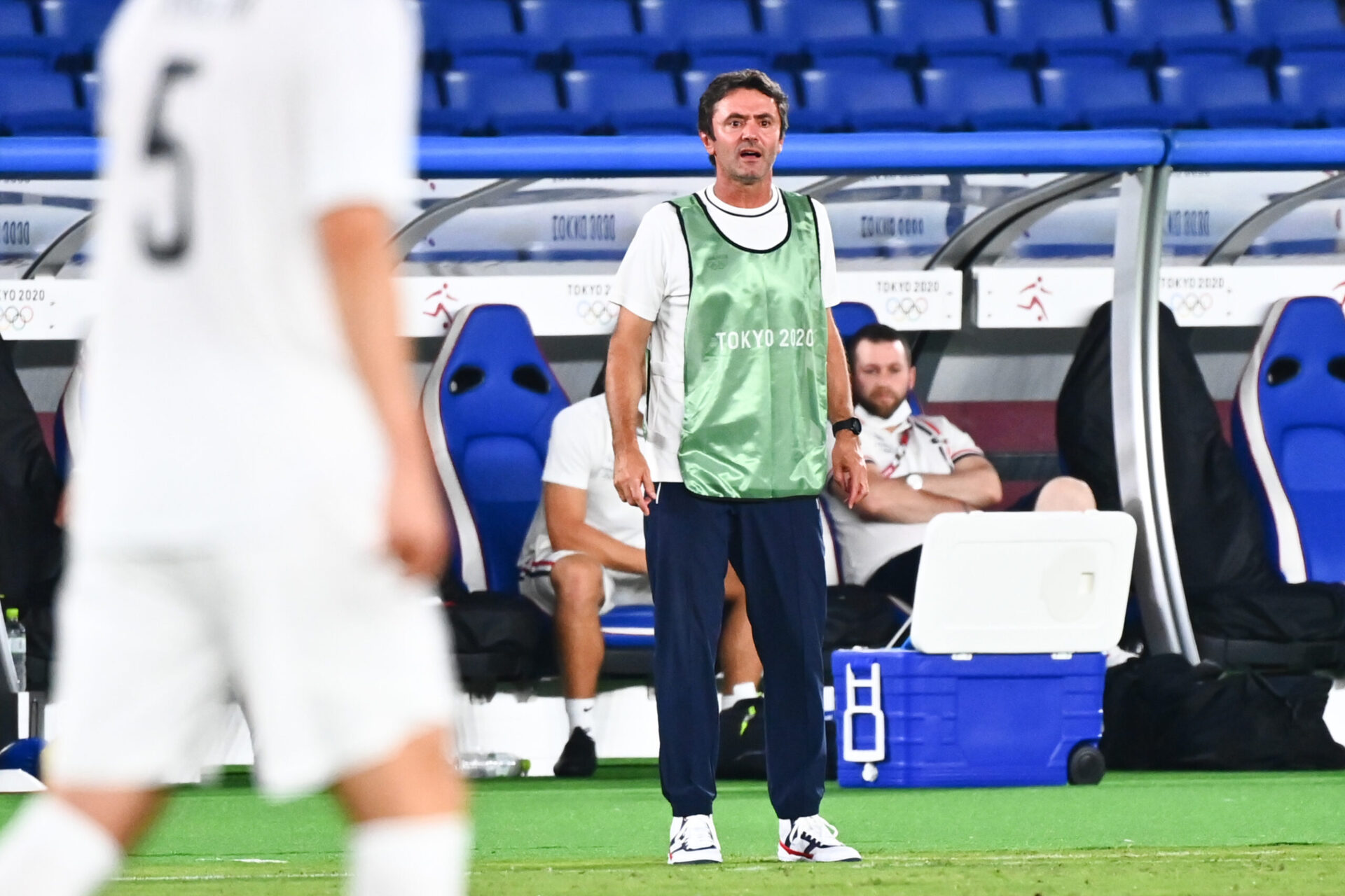 Sylvain Ripoll sur le banc des Bleus (iconsport)