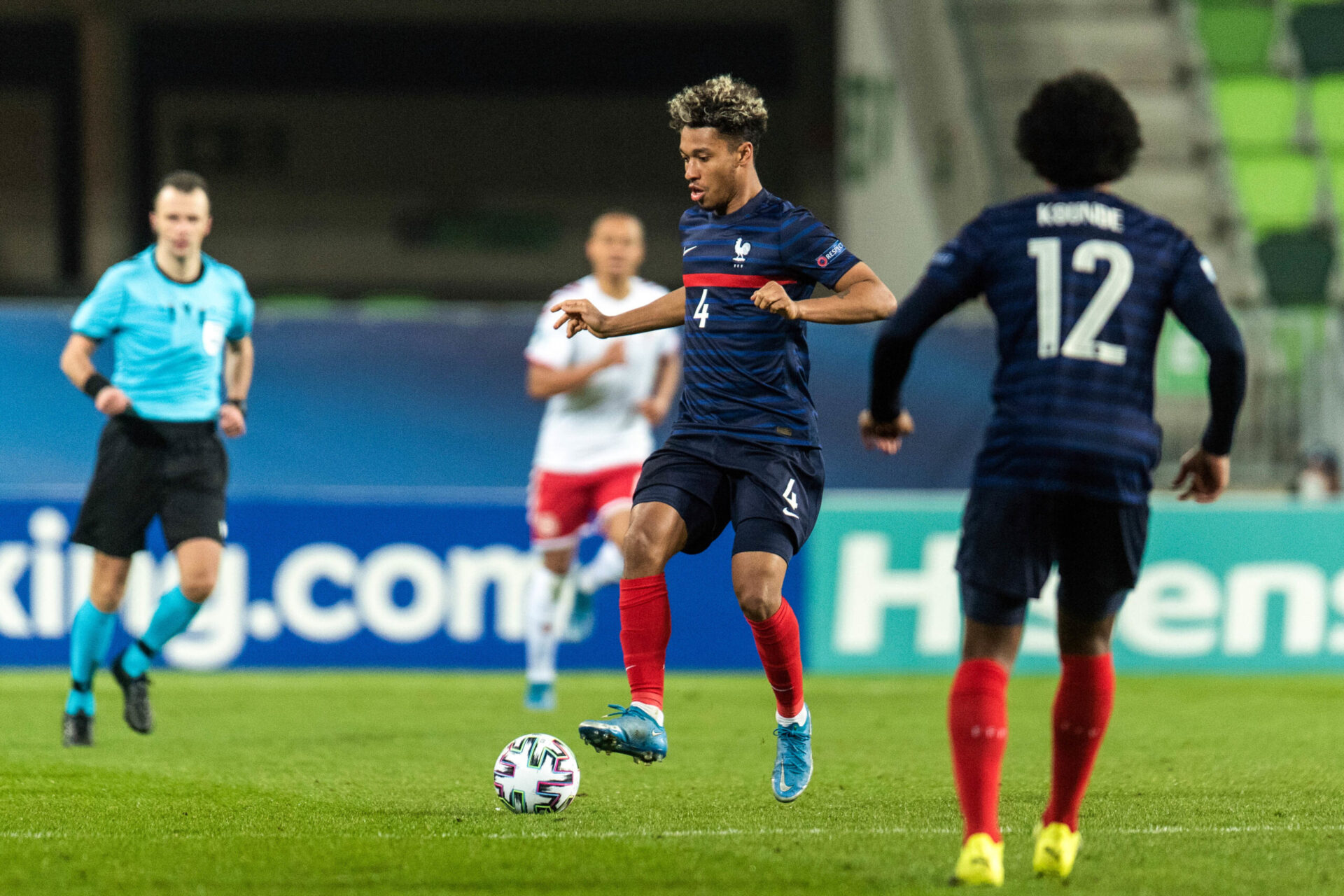 Boubacar Kamara veut quitter l'OM pour rejoindre un club du top européen et le club phocéen ne s'opposera pas à son départ pour effectuer une belle vente. Icon Sport Boubacar Kamara veut quitter l'OM pour rejoindre un club du top européen et le club phocéen ne s'opposera pas à son départ pour effectuer une belle vente. Icon Sport