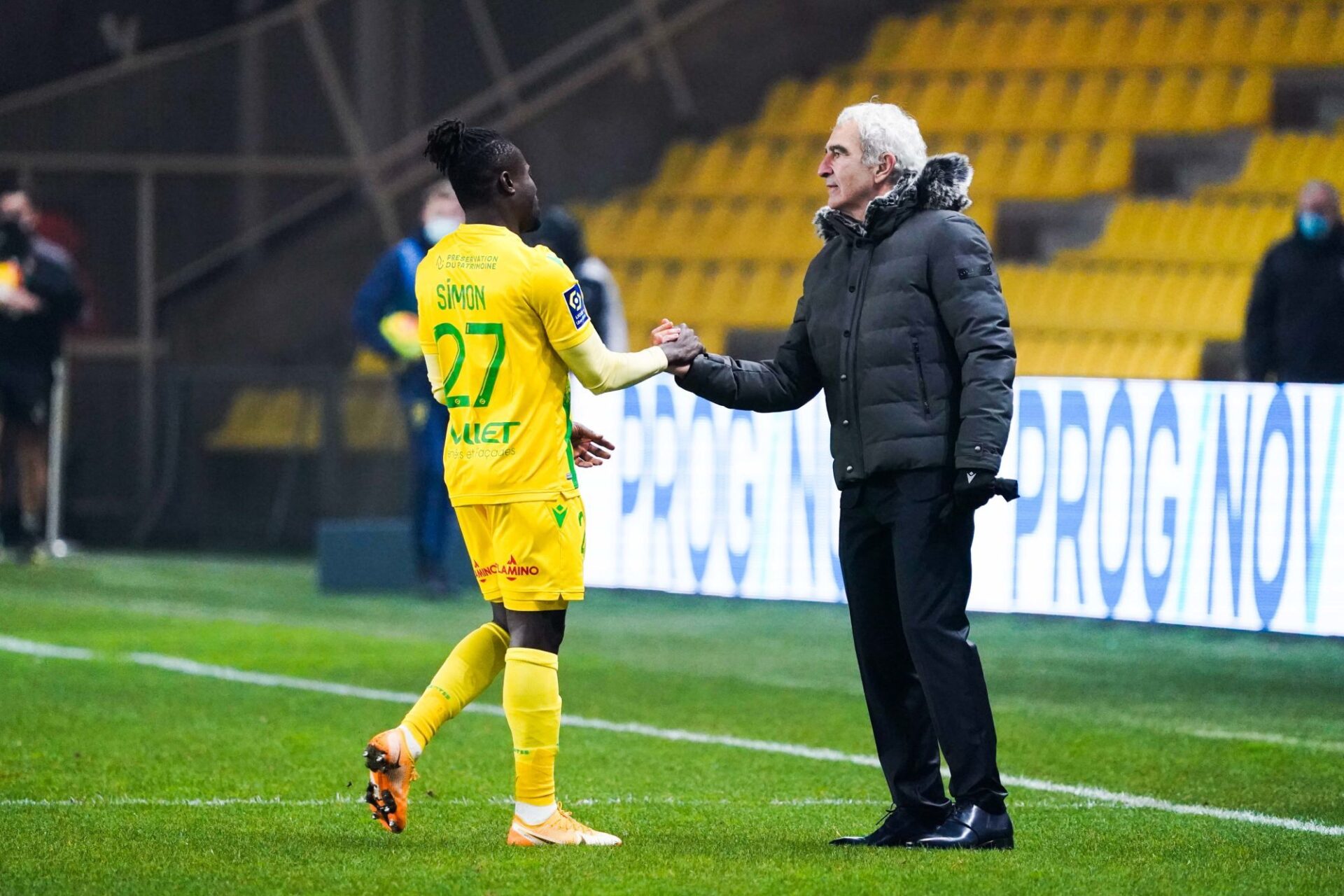 Raymond Domenech assure qu'il a vécu "une belle expérience" avec ses anciens joueurs de Nantes, dont Simon Moses. Icon Sport
