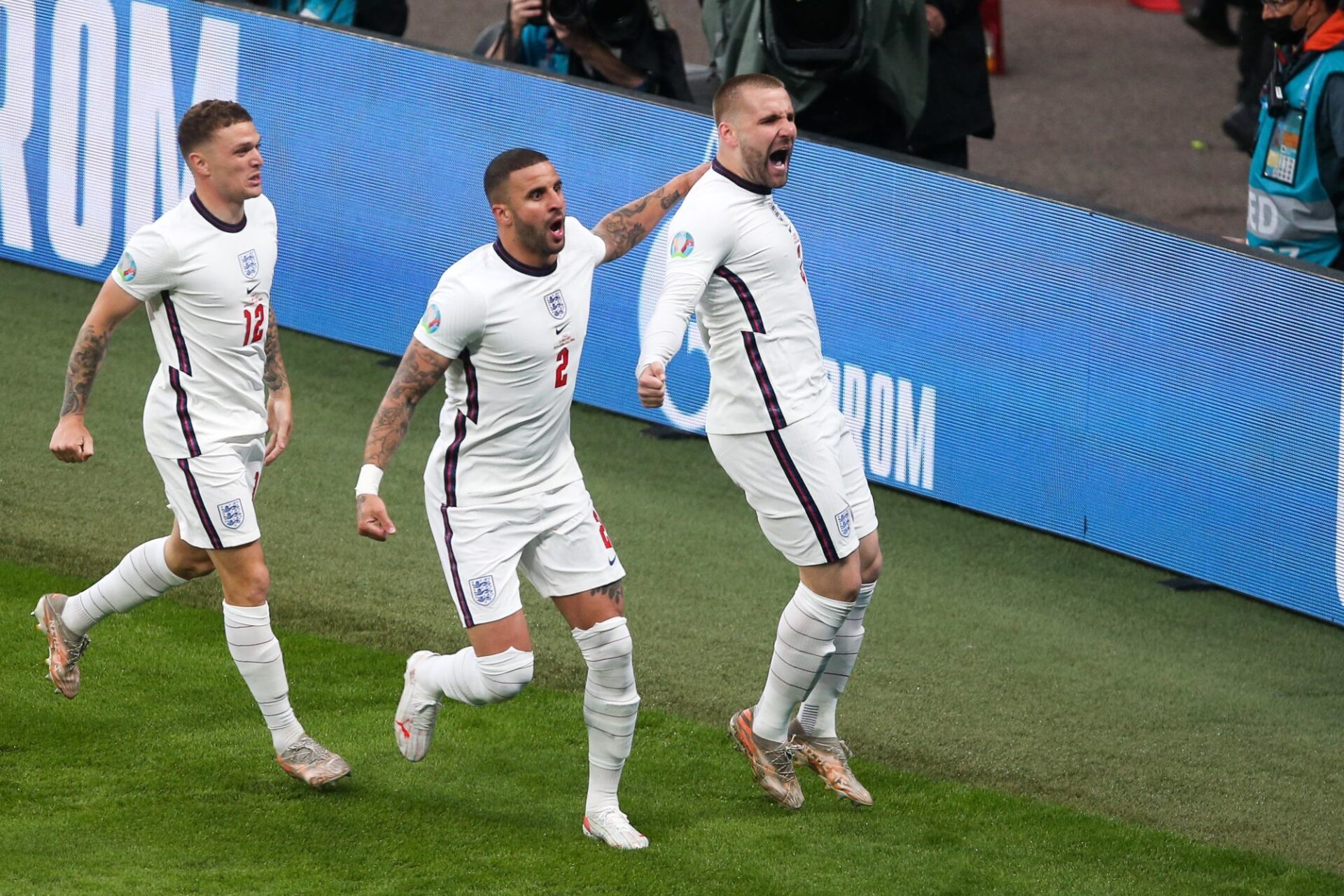 Kierran Trippier (à gauche) et Luke Shaw (à droite) étaient les pistons de l'équipe d'Angleterre lors de la finale de l'Euro 2020 contre l'Italie. Le second avait d'ailleurs marqué le premier but de la finale @iconsport