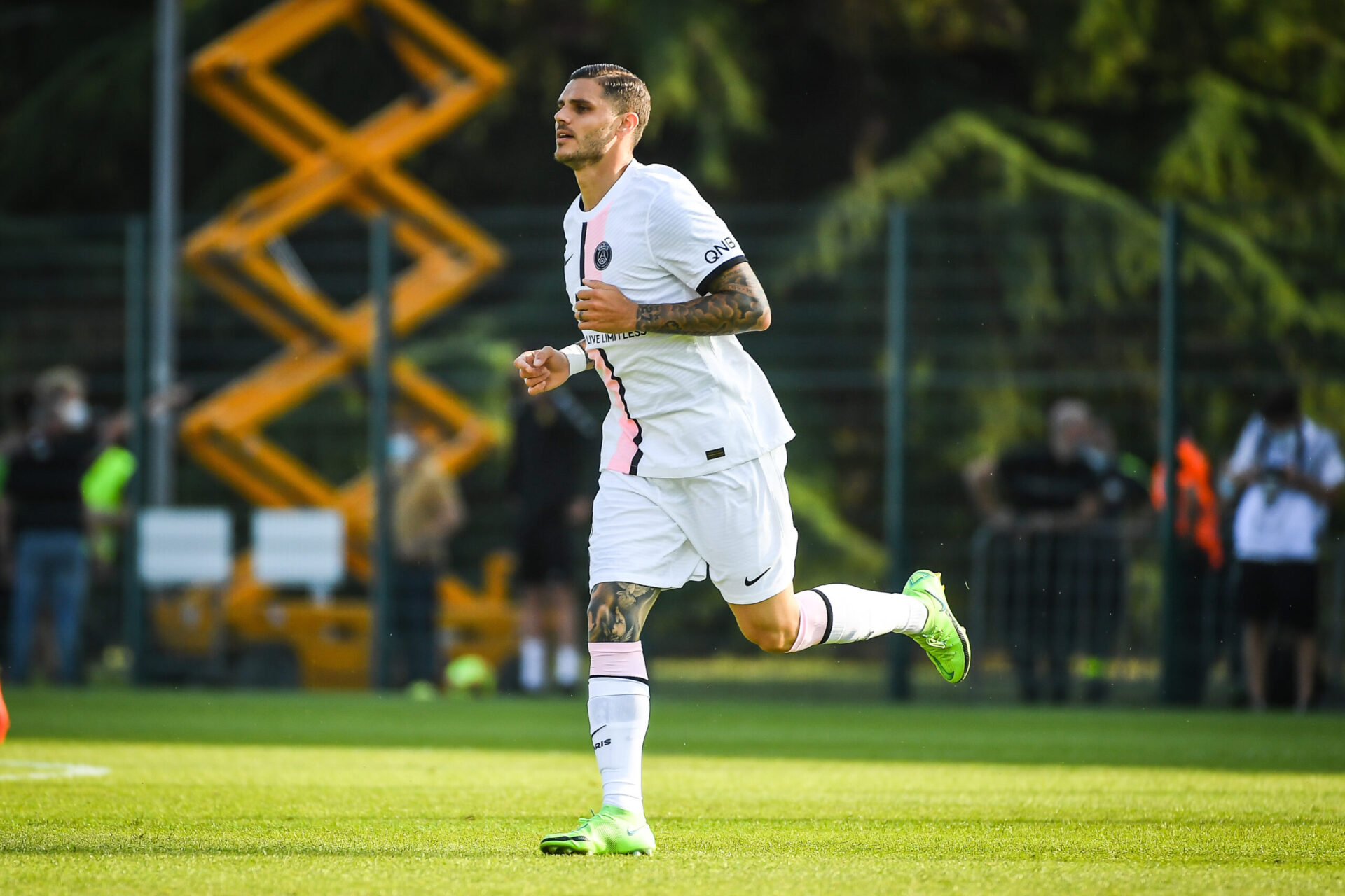 Icardi portant le maillot du PSG (Icon Sport)