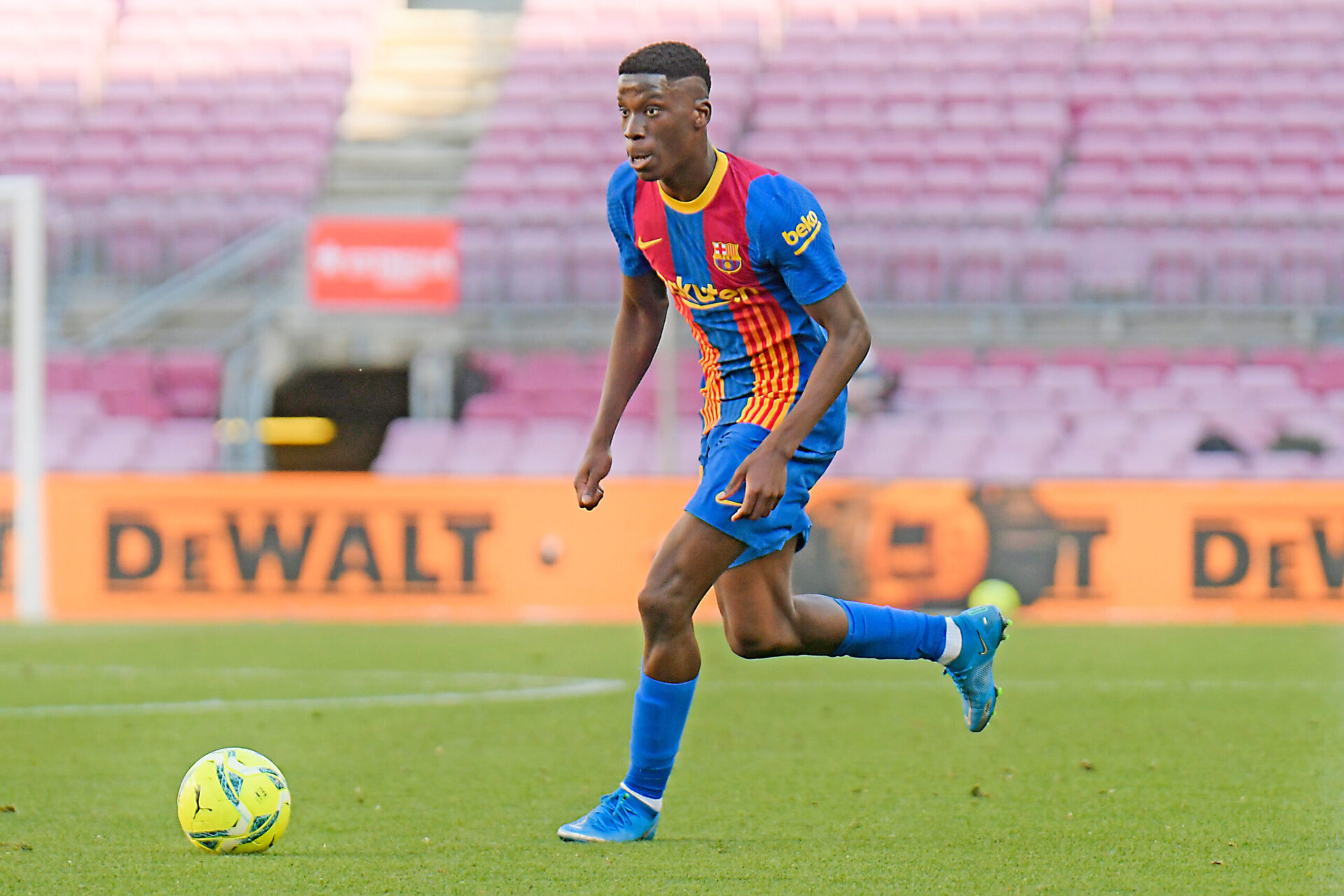 City et Chelsea pourraient forcer le Barça à lâcher Moriba (iconsport)