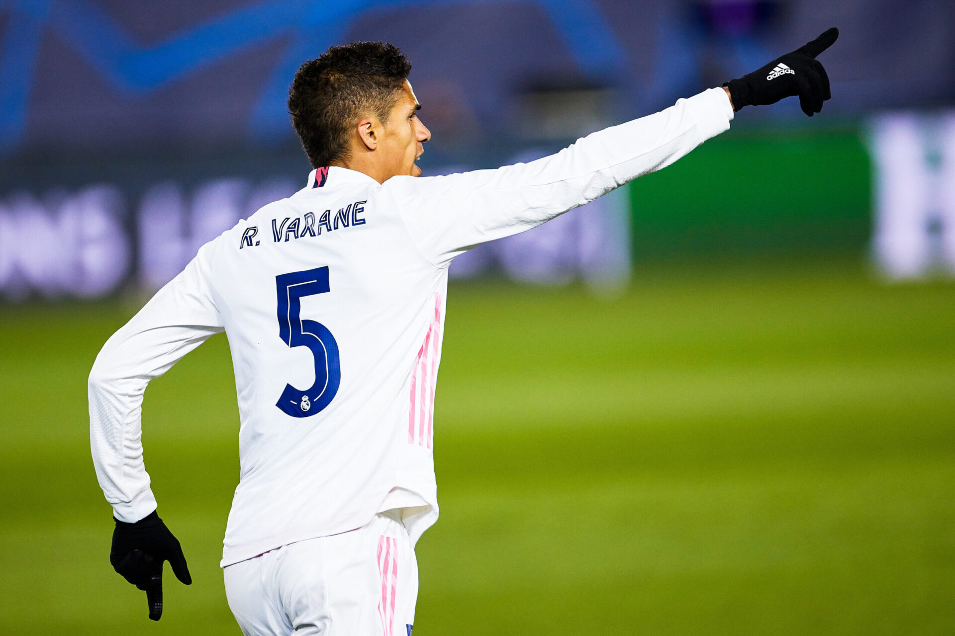 Raphael Varane sous les couleurs du Real Madrid (iconsport)