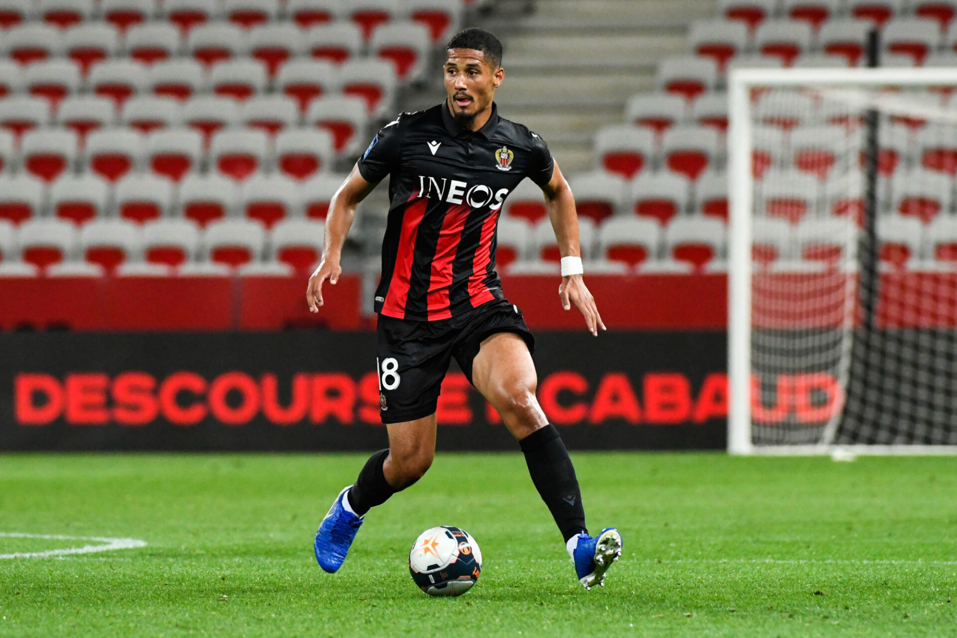 Lors de sa saison au Club Bruges, en 2018/2019, Luan Peres (&agrave; droite) n'a disput&eacute; que 79 minutes de jeu, dont une apparition contre l'Atl&eacute;tico de Madrid en Ligue des champions. Icon Sport