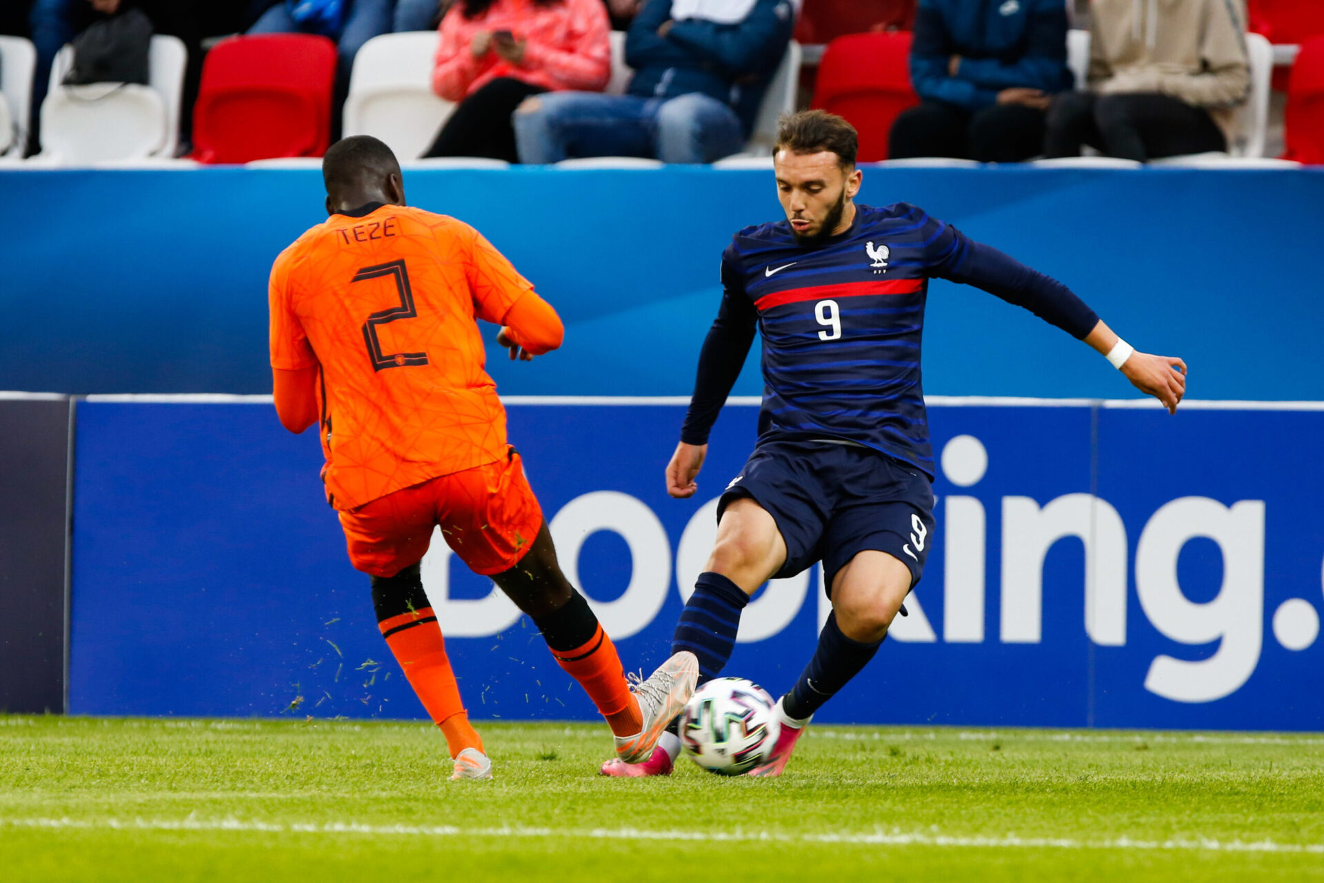 Amine Gouiri a participé à l'Euro U21 avec la France mais avoue avoir les Bleus en tête (iconsport)