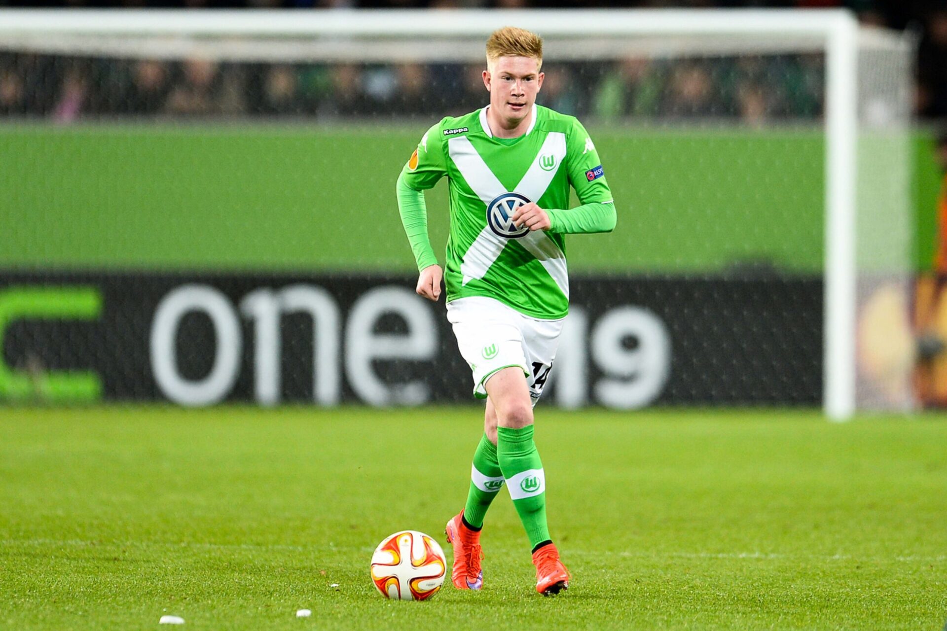 Kevin De Bruyne portant les couleurs du club de Wolfsburg (Icon Sport) Kevin De Bruyne portant les couleurs du club de Wolfsburg (Icon Sport)