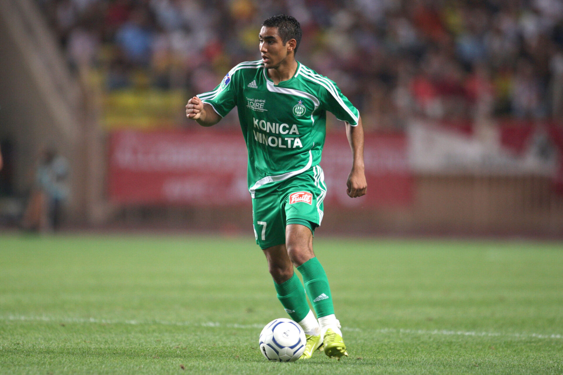 Dimitri Payet portant les couleurs du club stéphanois (Icon Sport)