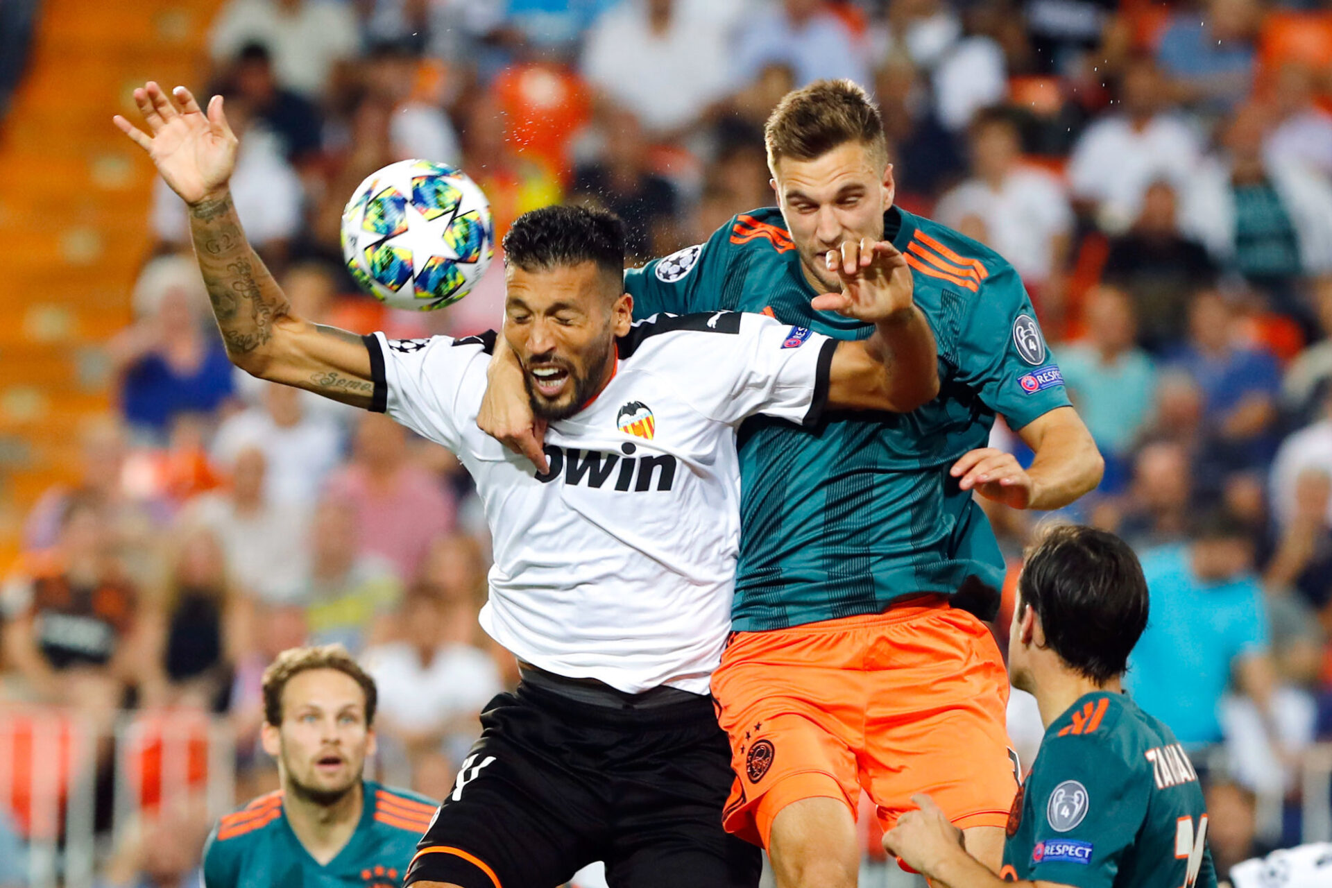 Ezequiel Garay évoluait à Valence depuis 2016, mais a rapidement dû jouer sous infiltration à cause de son arthrose au genou. Icon Sport