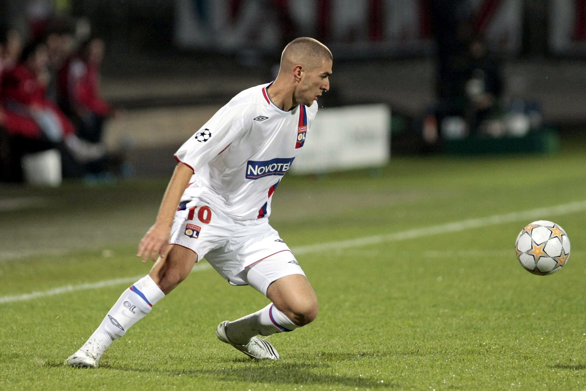 Karim Benzema développant son potentiel auprès de l'Olympique Lyonnais (Icon Sport) Karim Benzema développant son potentiel auprès de l'Olympique Lyonnais (Icon Sport)