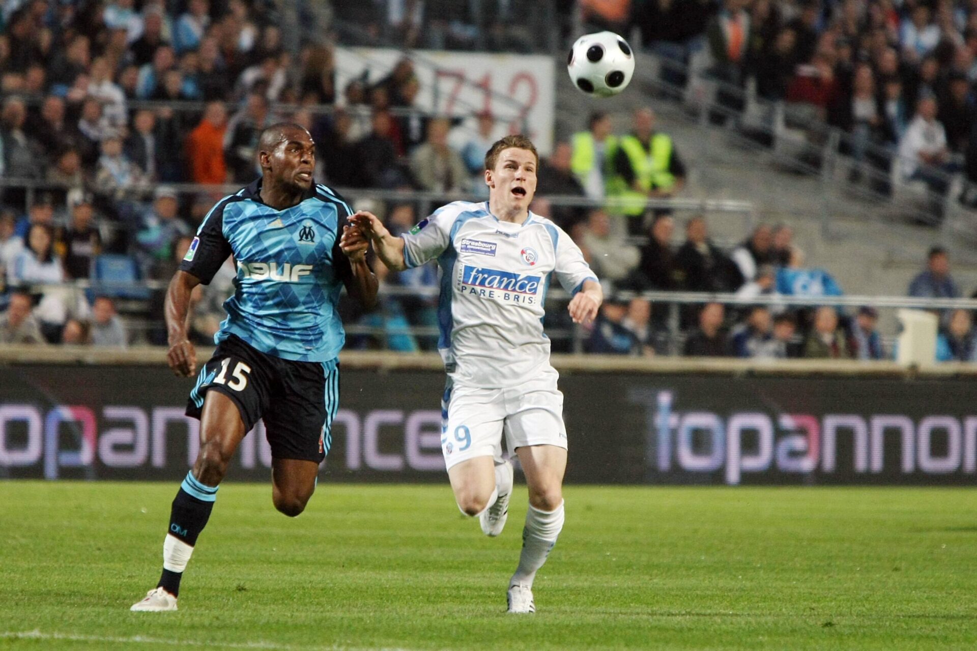 Kevin Gameiro reste sur 3 saisons &agrave; Valence. Au total, le Fran&ccedil;ais a disput&eacute; 8 saisons en Espagne entre le FC S&eacute;ville, l'Atl&eacute;tico de Madrid et le club valencian (iconsport)