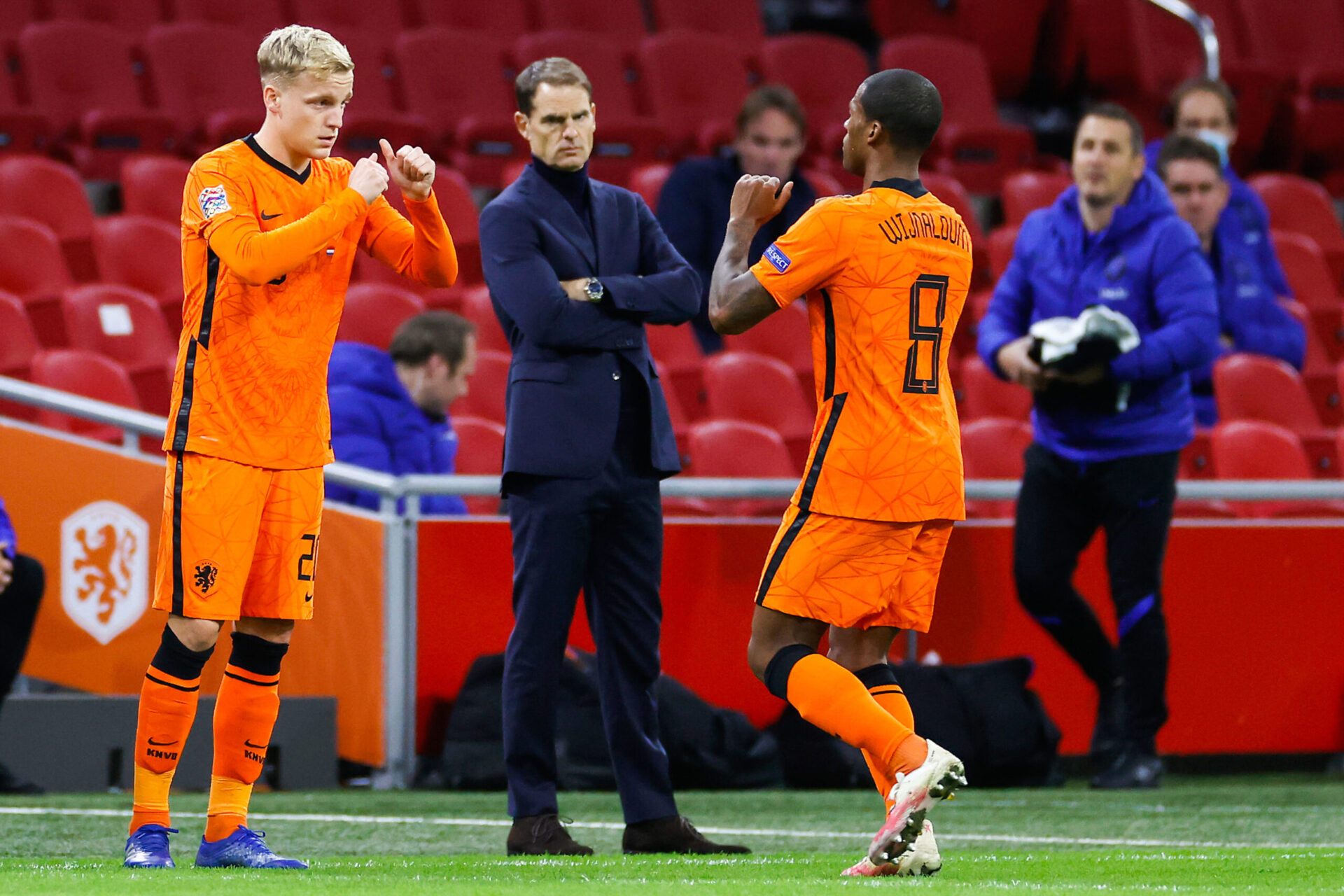 Barcelone voudrait attirer Van de Beek après avoir échoué à recruter Wijnaldum (iconsport)