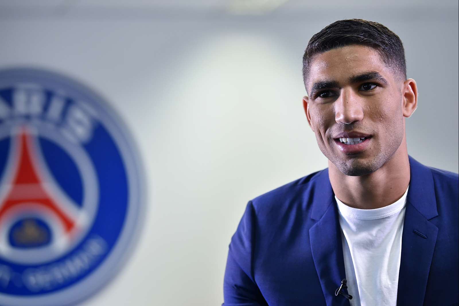 Adchraf Hakimi sous les couleurs parisiennes (PSG.FR)