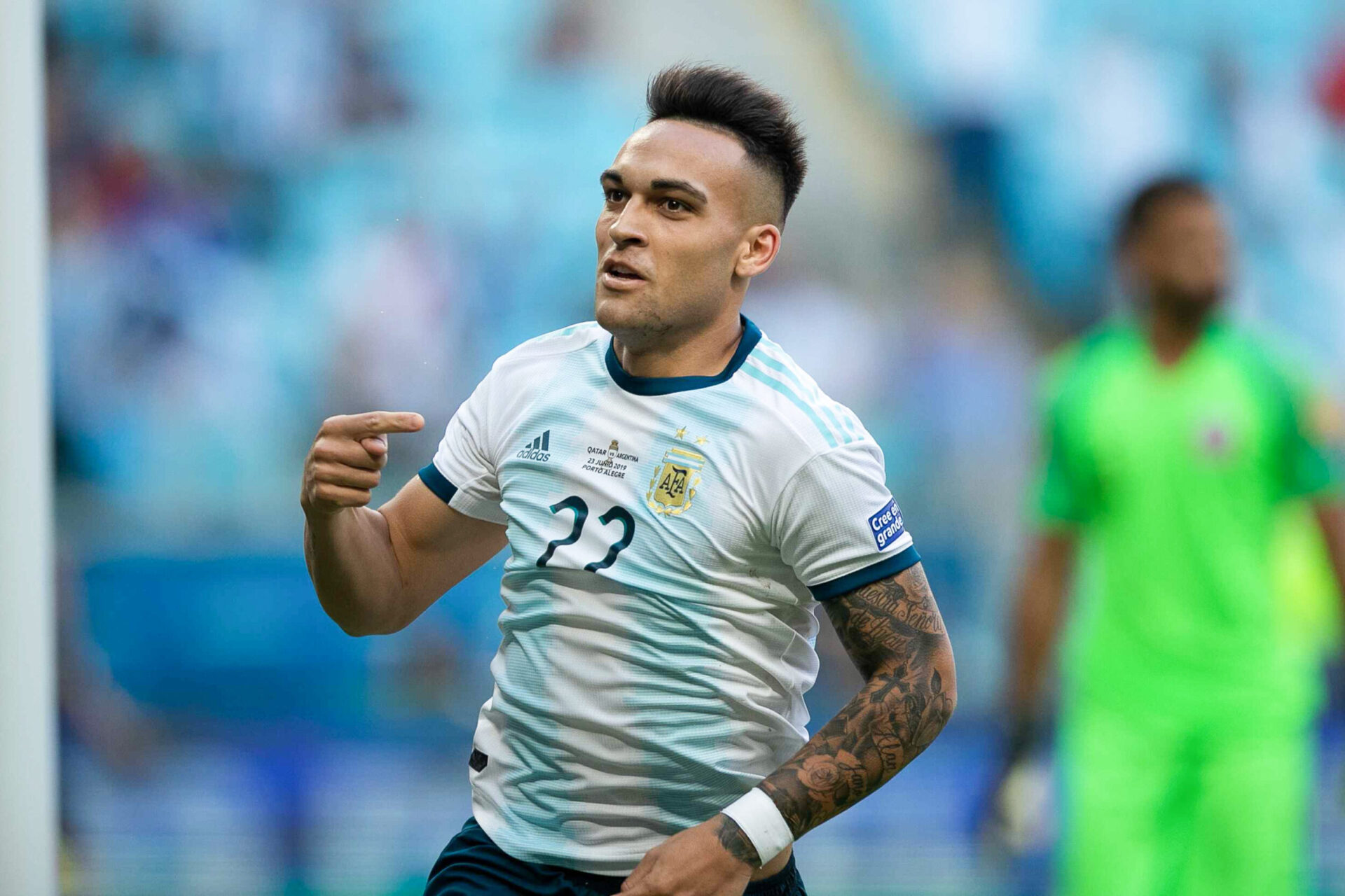Lautaro Martinez sous les couleurs du drapeau argentin (Icon Sport)