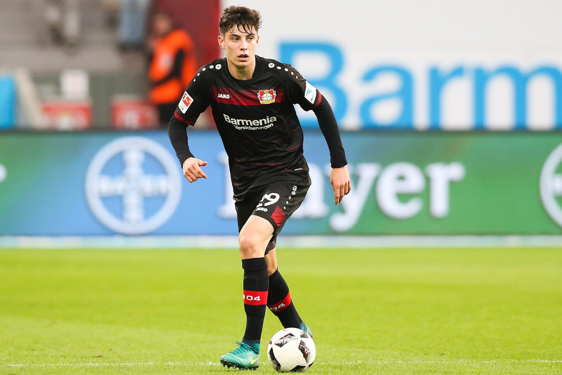 Kai Havertz Biographie Salaire Vie Privee Tout Savoir Sur Le Milieu Offensif Du Chelsea Foot11 Com [ 1280 x 1920 Pixel ]