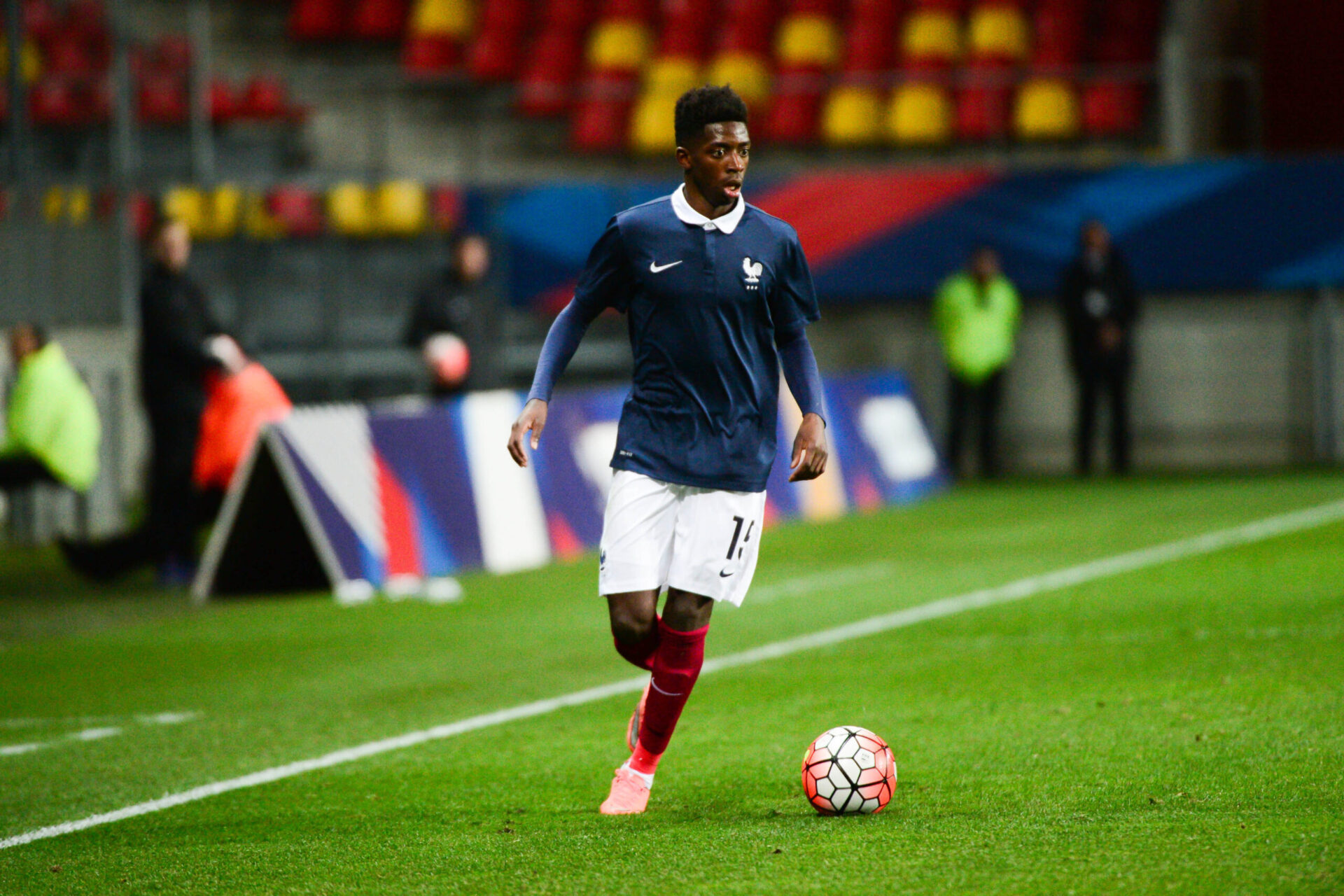 Ousmane Dembélé étant membre de l'Equipe de France (Icon Sport)