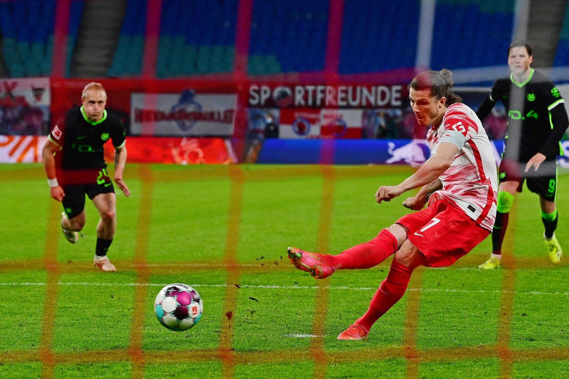 Leipzig esp&egrave;re obtenir 20 millions d'euros pour son milieu autrichien, Marcel Sabitzer. Icon Sport