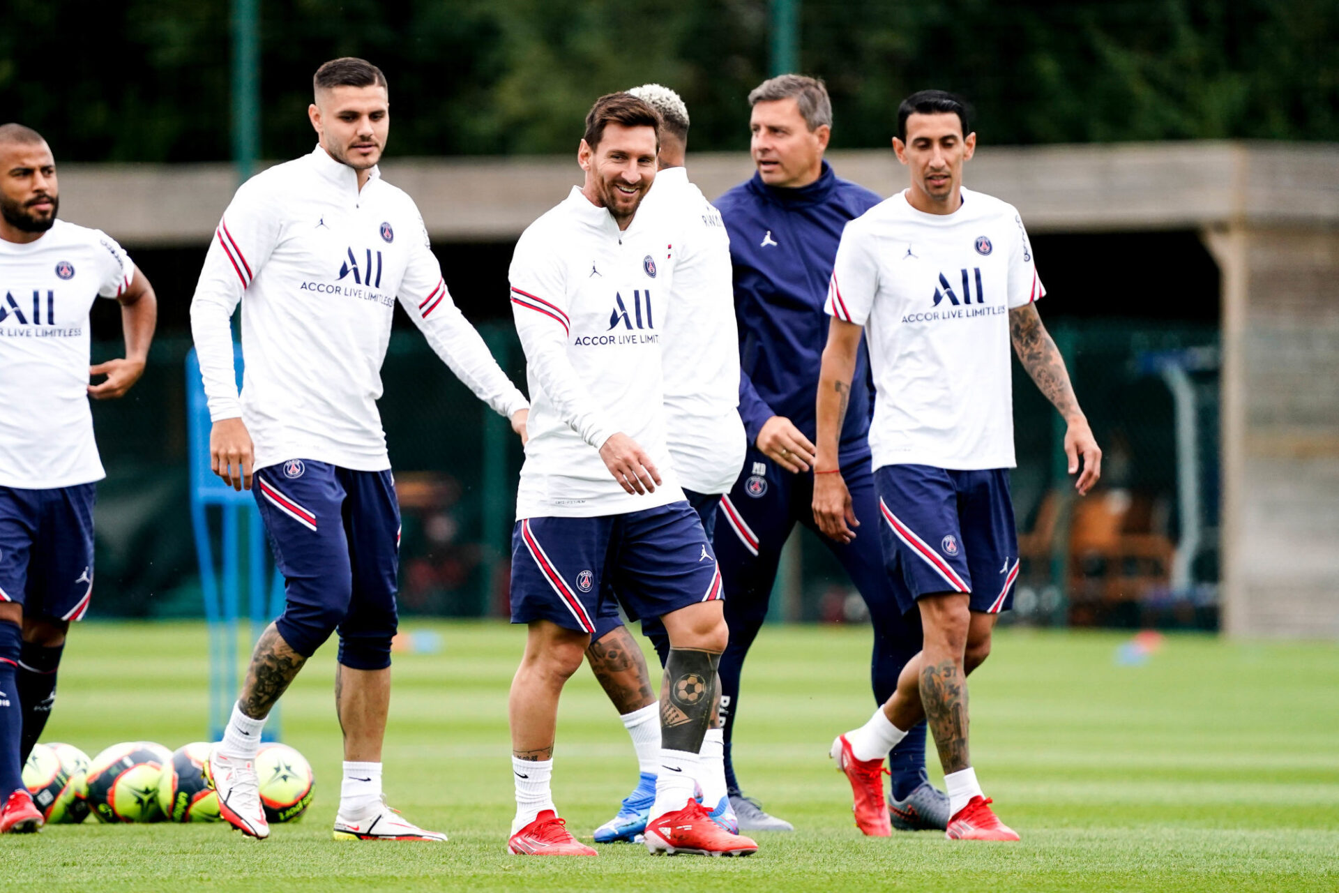 Kylian Mbappé, Neymar et Lionel Messi se sont entraînés ensemble au PSG, ce samedi 28 août. Ils devraient faire partie du groupe pour le déplacement à Reims, dimanche 29 août. Icon Sport Kylian Mbappé, Neymar et Lionel Messi se sont entraînés ensemble au PSG, ce samedi 28 août. Ils devraient faire partie du groupe pour le déplacement à Reims, dimanche 29 août. Icon Sport