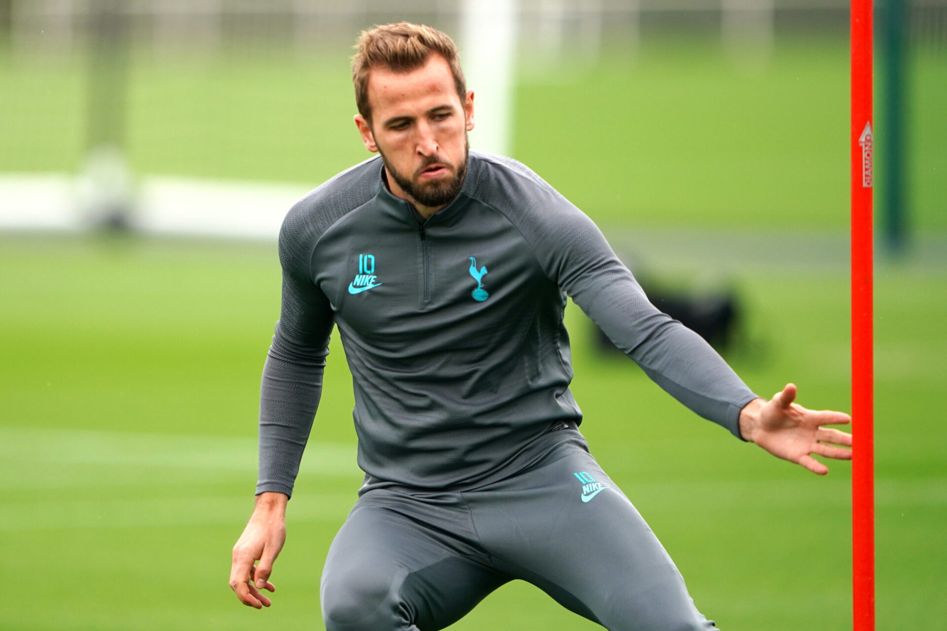 Alors qu'il devait reprendre l'entra&icirc;nement ce matin avec les Spurs, Harry Kane ne s'est pas pr&eacute;sent&eacute; au centre d'entra&icirc;nement de Tottenham (iconsport)