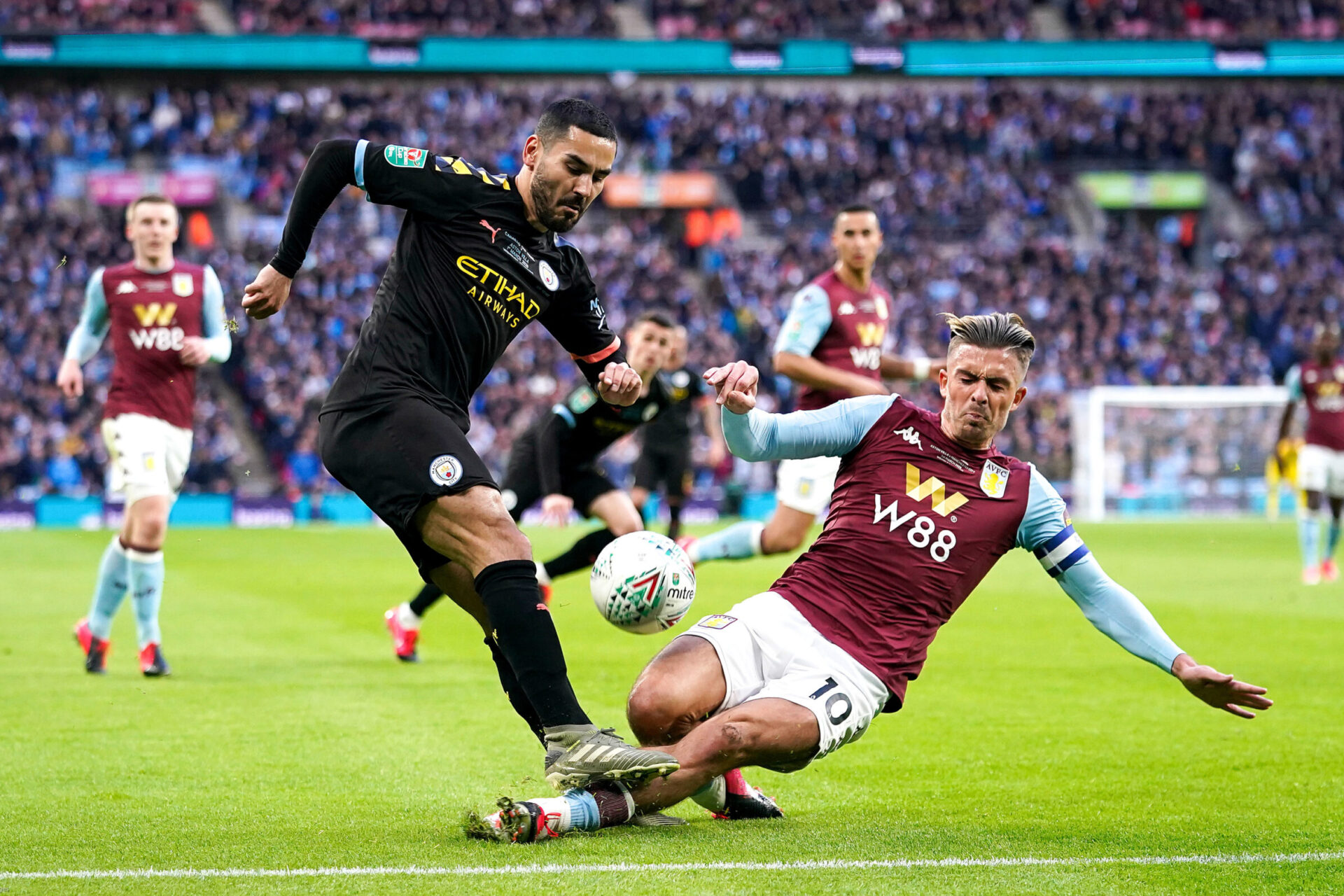 En rejoignant Manchester City, Jack Grealish va devenir le joueur le plus cher jamais vendu par un club anglais &agrave; un autre (iconsport)