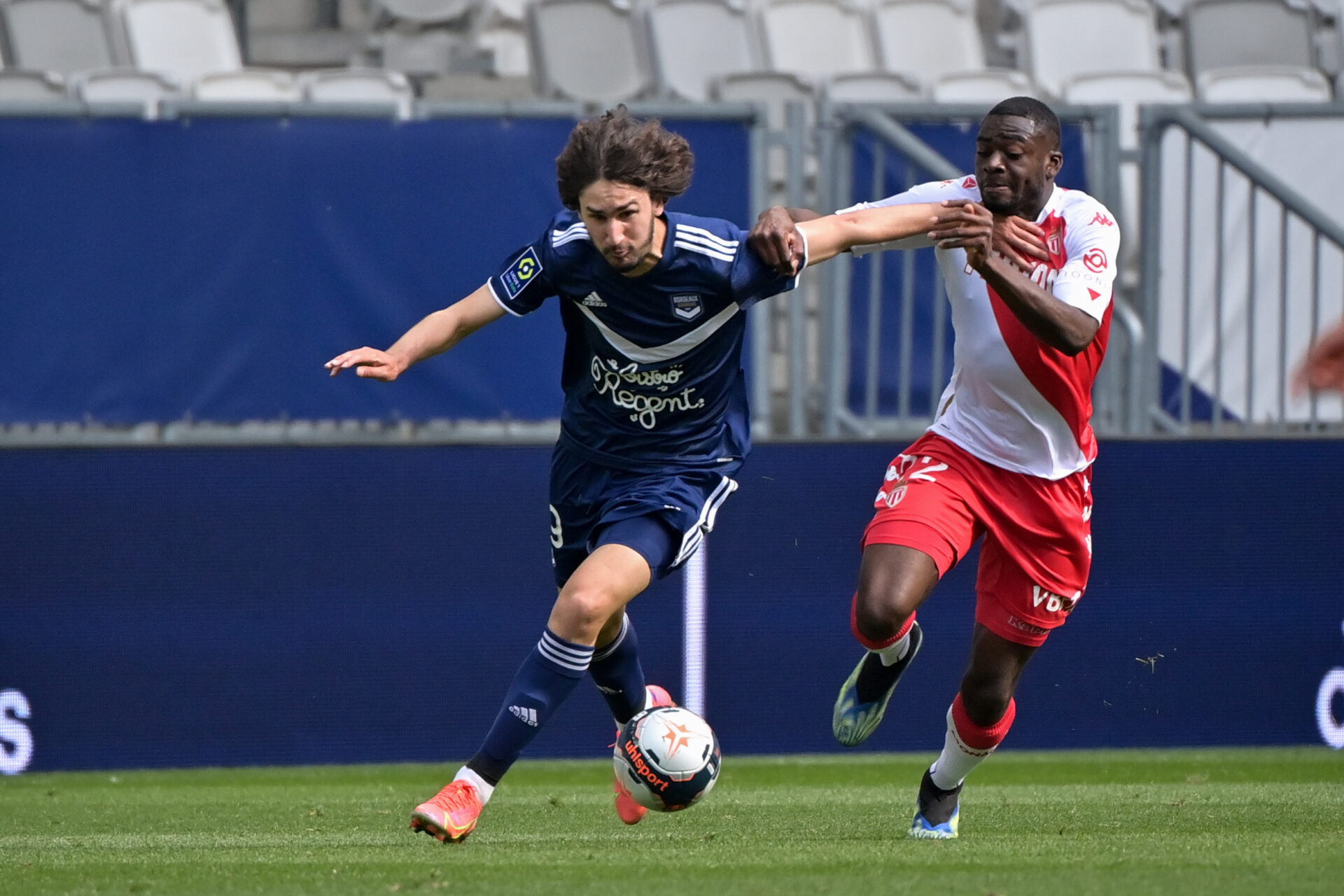 Yacine Adli devrait quitter les Girondins de Bordeaux pour s'engager avec le Milan AC (Iconsport) Yacine Adli devrait quitter les Girondins de Bordeaux pour s'engager avec le Milan AC (Iconsport)
