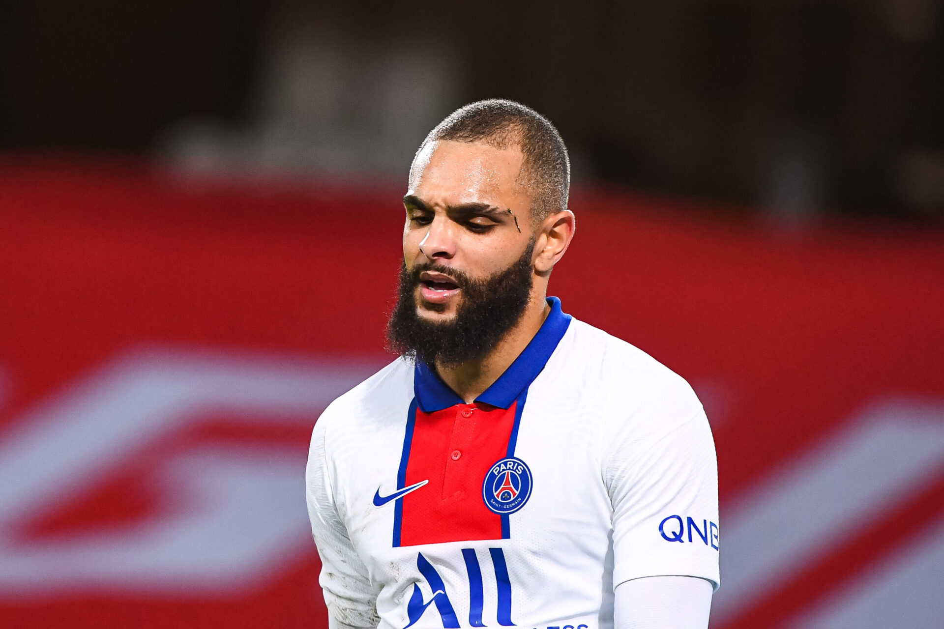 Layvin Kurzawa traverse une p&eacute;riode difficile au PSG (iconsport)