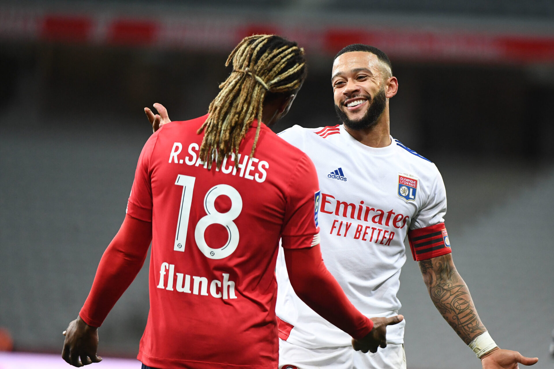 À Barcelone, Sanches pourrait retrouver Depay. Pour le Néerlandais comme pour ses autres recrues, le FC Barcelone travaille à l'enregistrement des contrats alors que le club traverse une crise financière (iconsport)