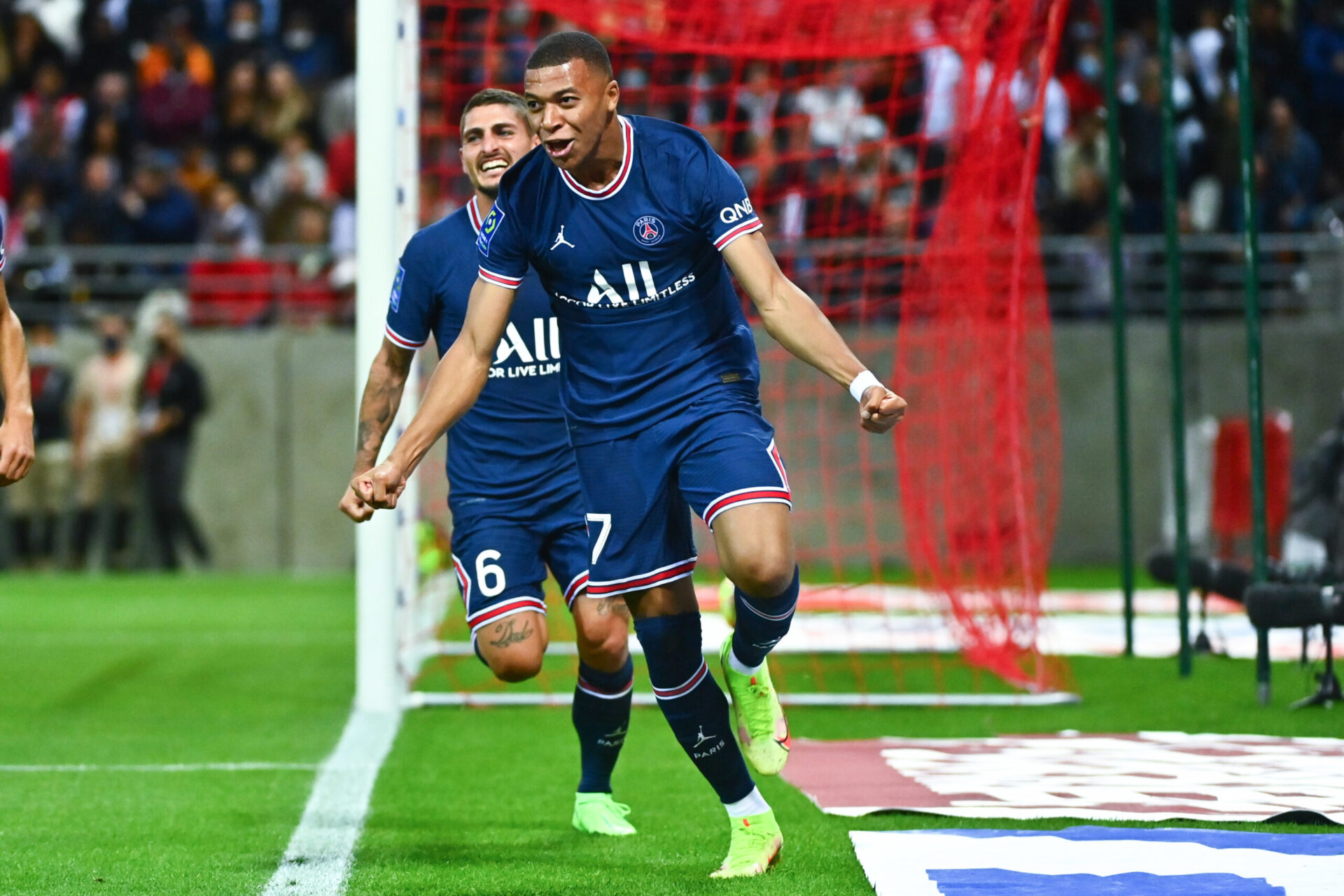 Kylian Mbapp&eacute; n'a pas tard&eacute; &agrave; se mettre en &eacute;vidence face au Stade de Reims. Icon Sport