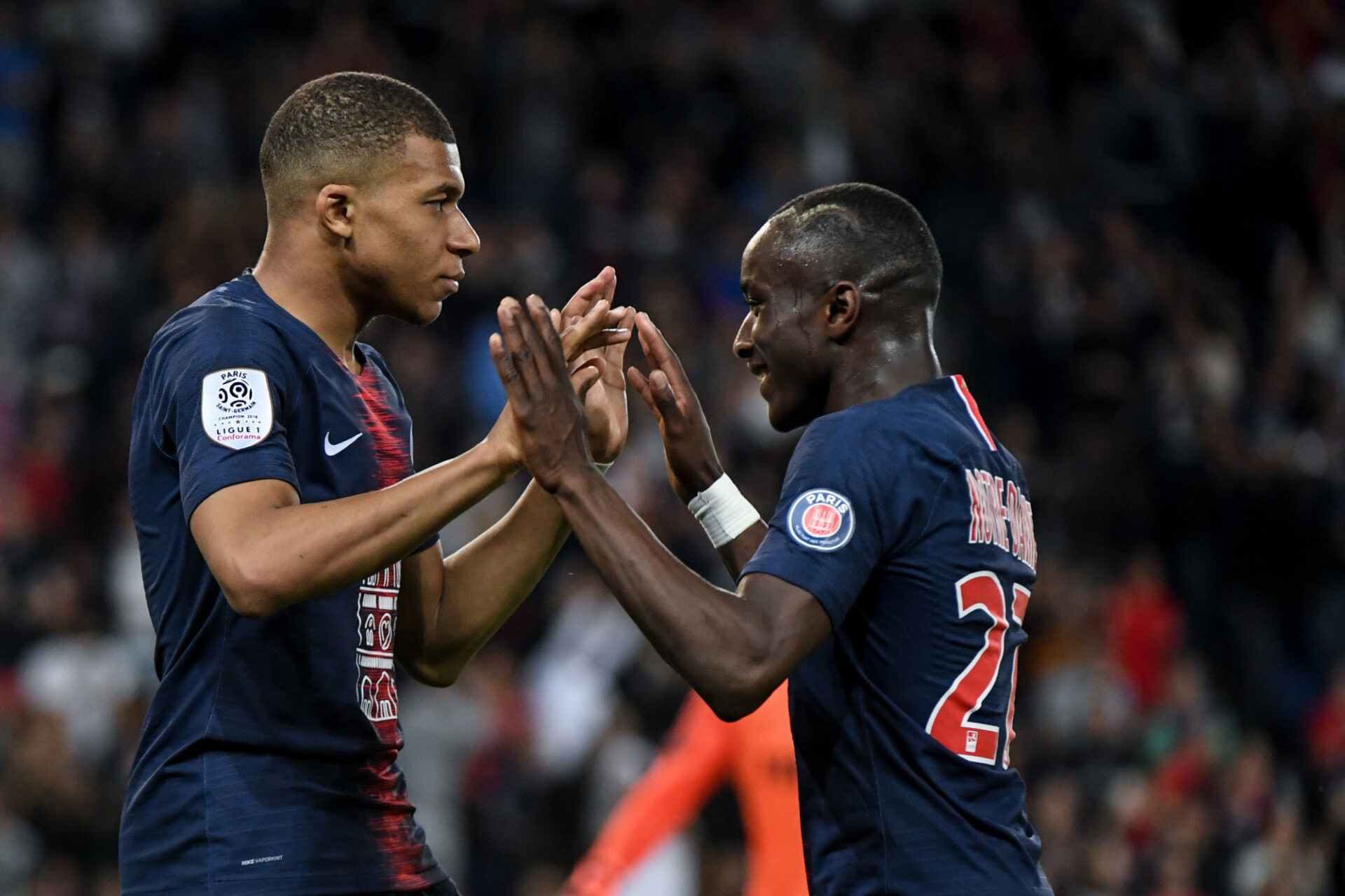 Kylian Mbappé et Moussa Diaby ont été coéquipiers au PSG lors de la saison 2018/2019. Icon Sport Kylian Mbappé et Moussa Diaby ont été coéquipiers au PSG lors de la saison 2018/2019. Icon Sport