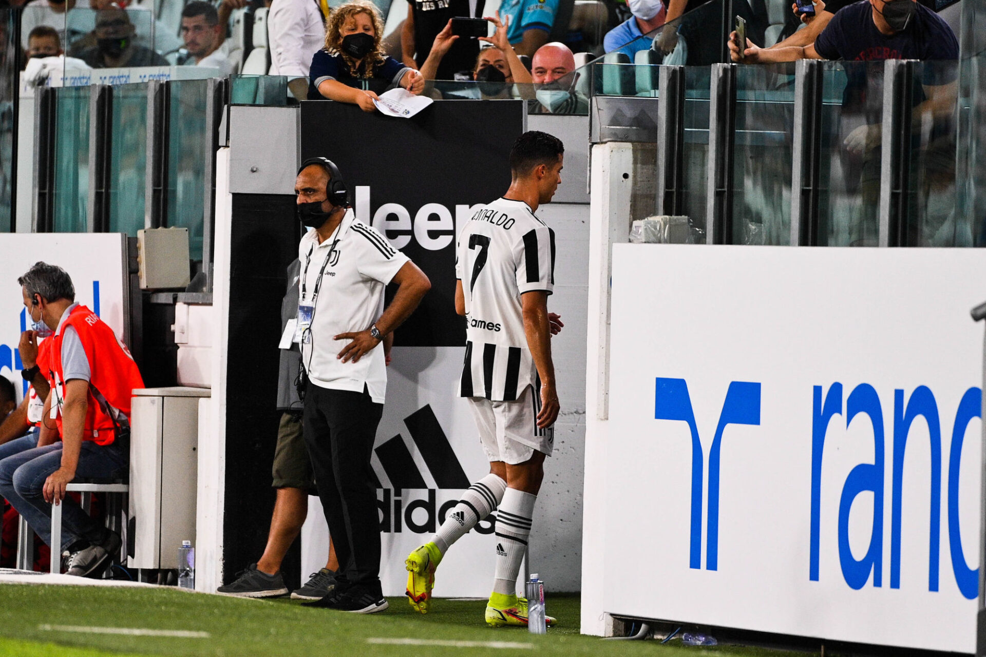 Cristiano Ronaldo ne serait plus heureux à la Juventus et ne souhaiterait qu'une chose : quitter Turin au plus vite. Icon Sport Cristiano Ronaldo ne serait plus heureux à la Juventus et ne souhaiterait qu'une chose : quitter Turin au plus vite. Icon Sport