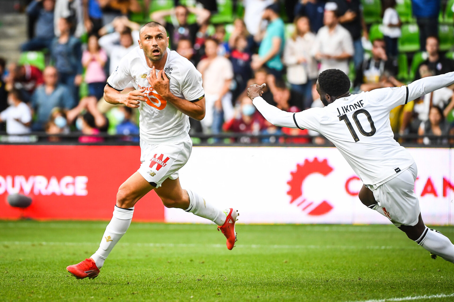  Burak Yılmaz devrait rester &agrave; Lille cette saison. Icon Sport