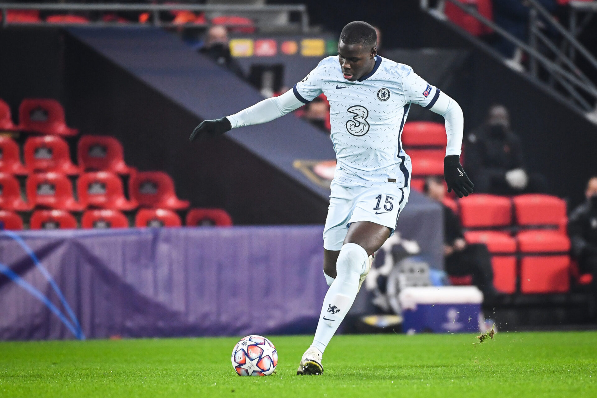Chelsea devrait revenir à la charge pour Koundé avec une nouvelle offre d'ici la fin du mercato (iconsport) Chelsea devrait revenir à la charge pour Koundé avec une nouvelle offre d'ici la fin du mercato (iconsport)