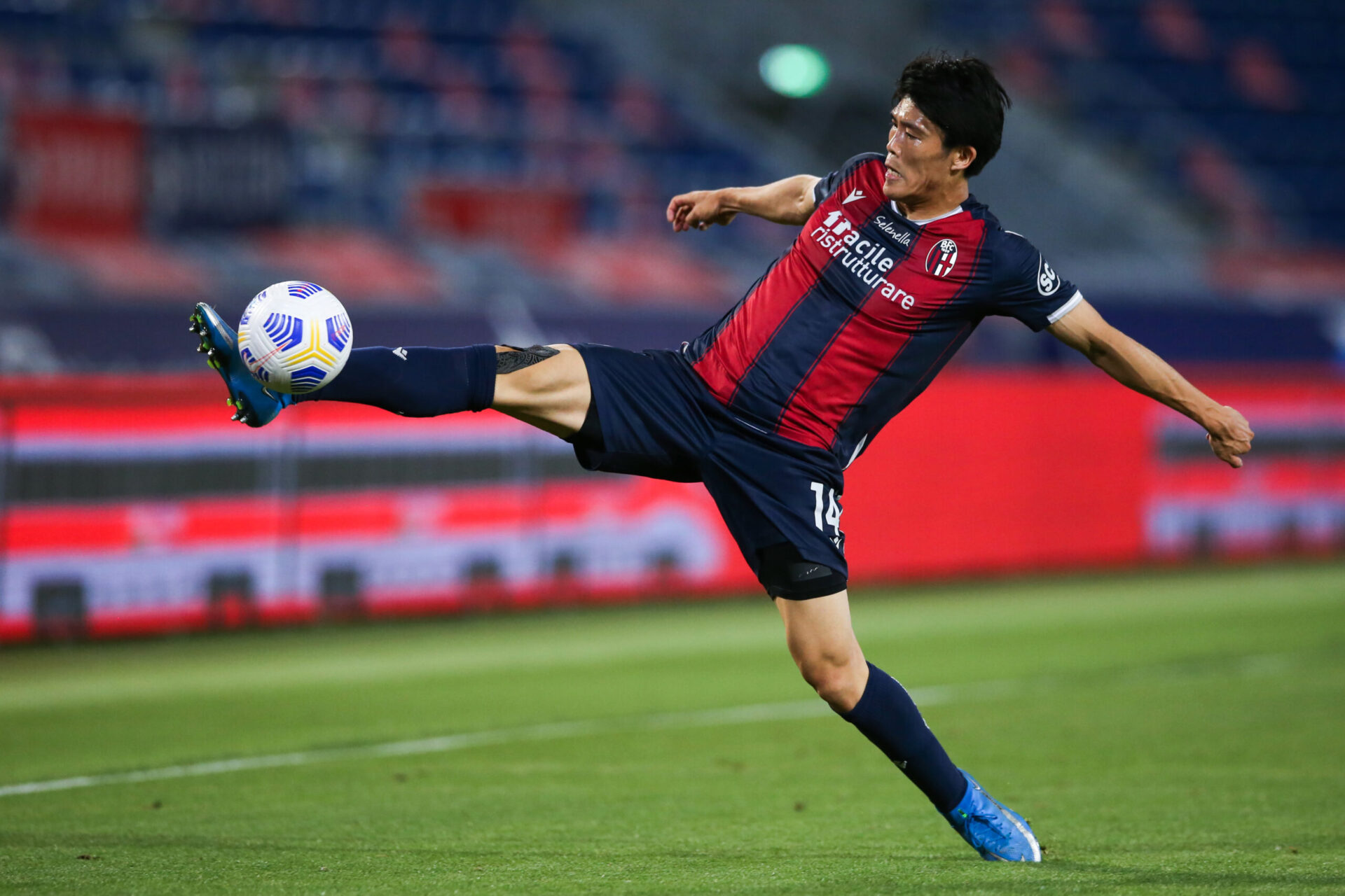Si Tomiyasu veut signer à Arsenal, il va devoir espérer que les Gunners arrivent à vendre (iconsport)