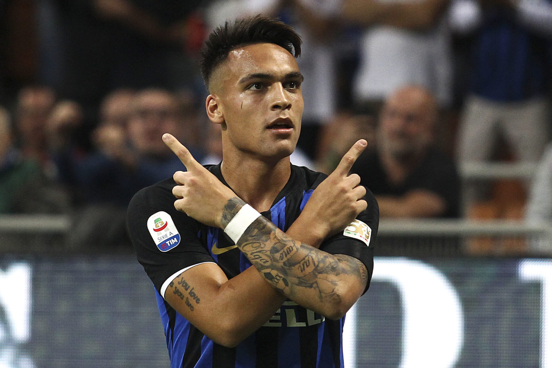 Lautaro Martínez célébrant un but avec les Milanais (Icon Sport)
