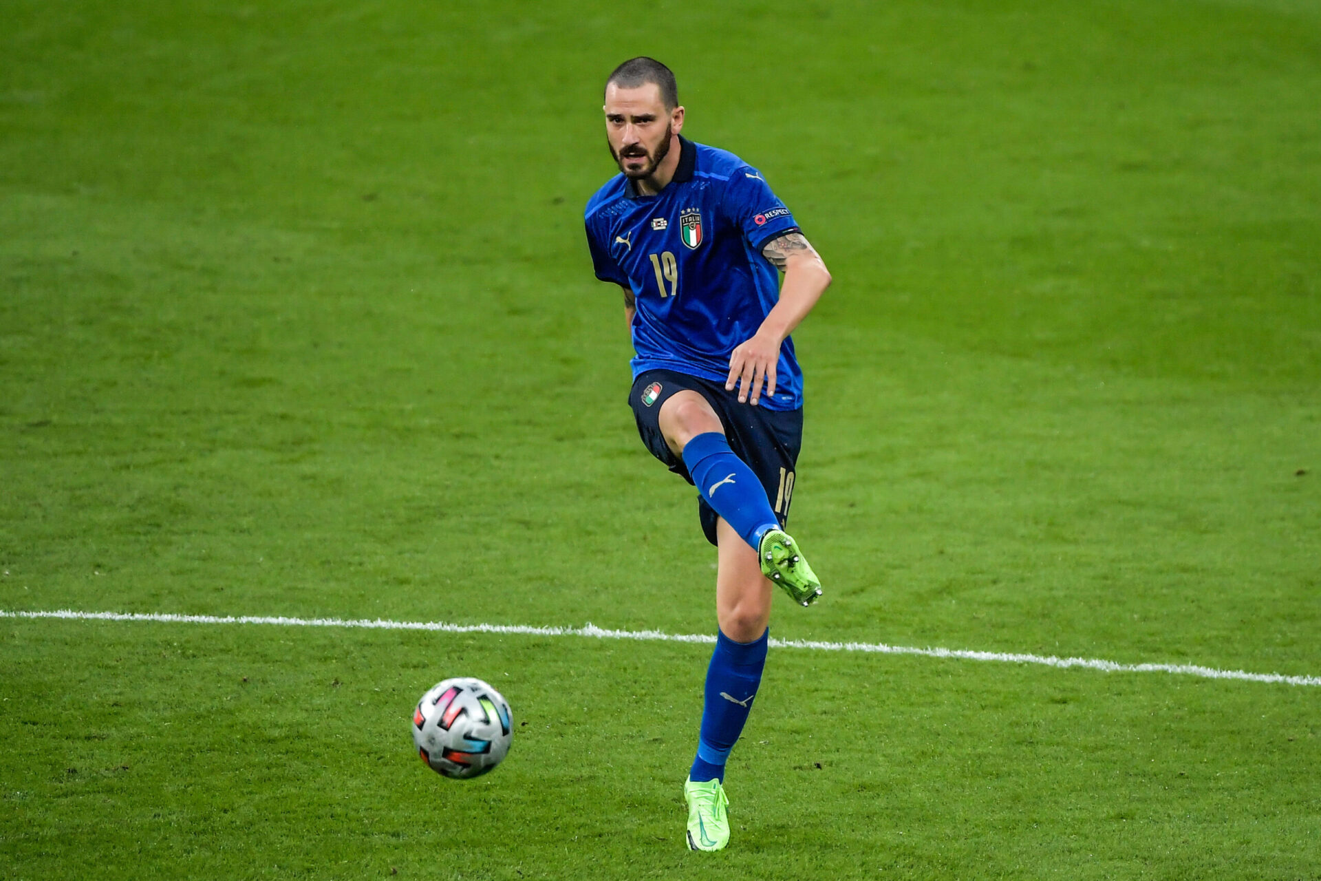 Leonardo Bonucci sous les couleurs du drapeau italien (Icon Sport)