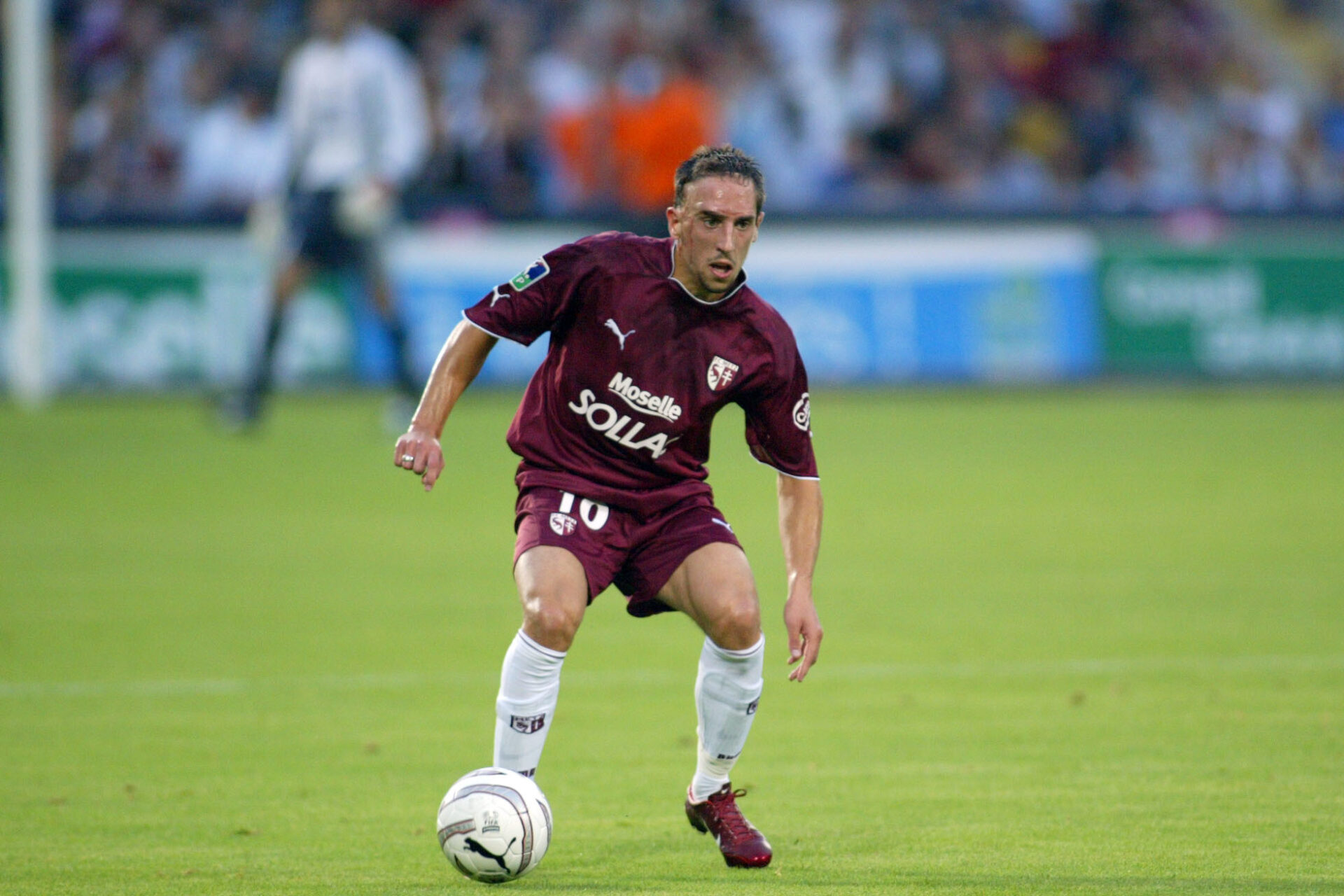 Franck Ribéry commençant sa carrière de footballeur avec le club de Metz (Icon Sport)