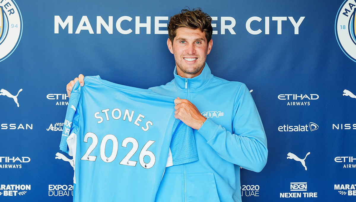 Manchester City : John Stones s&#039;engage jusqu&#039;en 2026 avec les Skyblues
