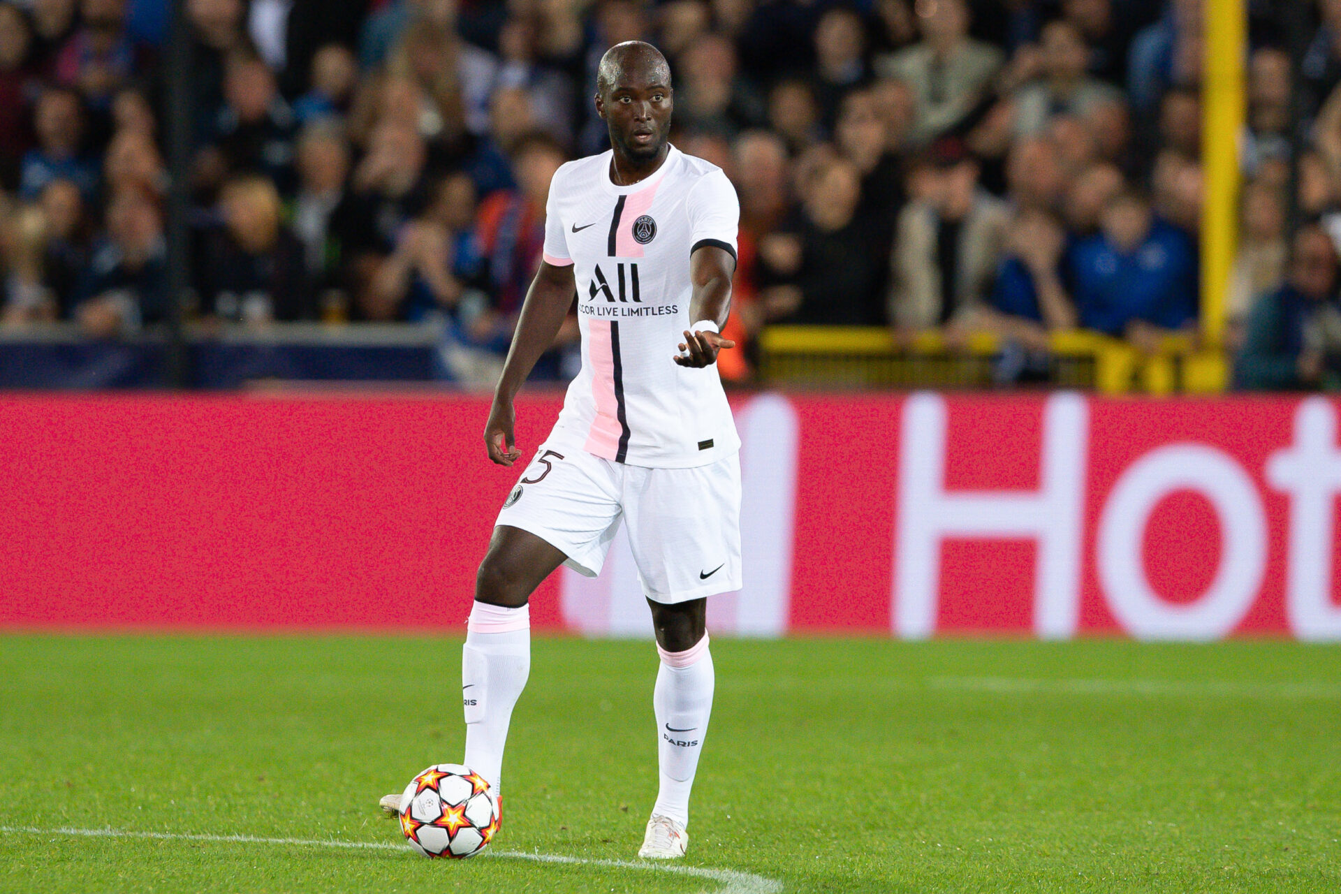 Danilo Pereira sous le maillot parisien (iconsport)
