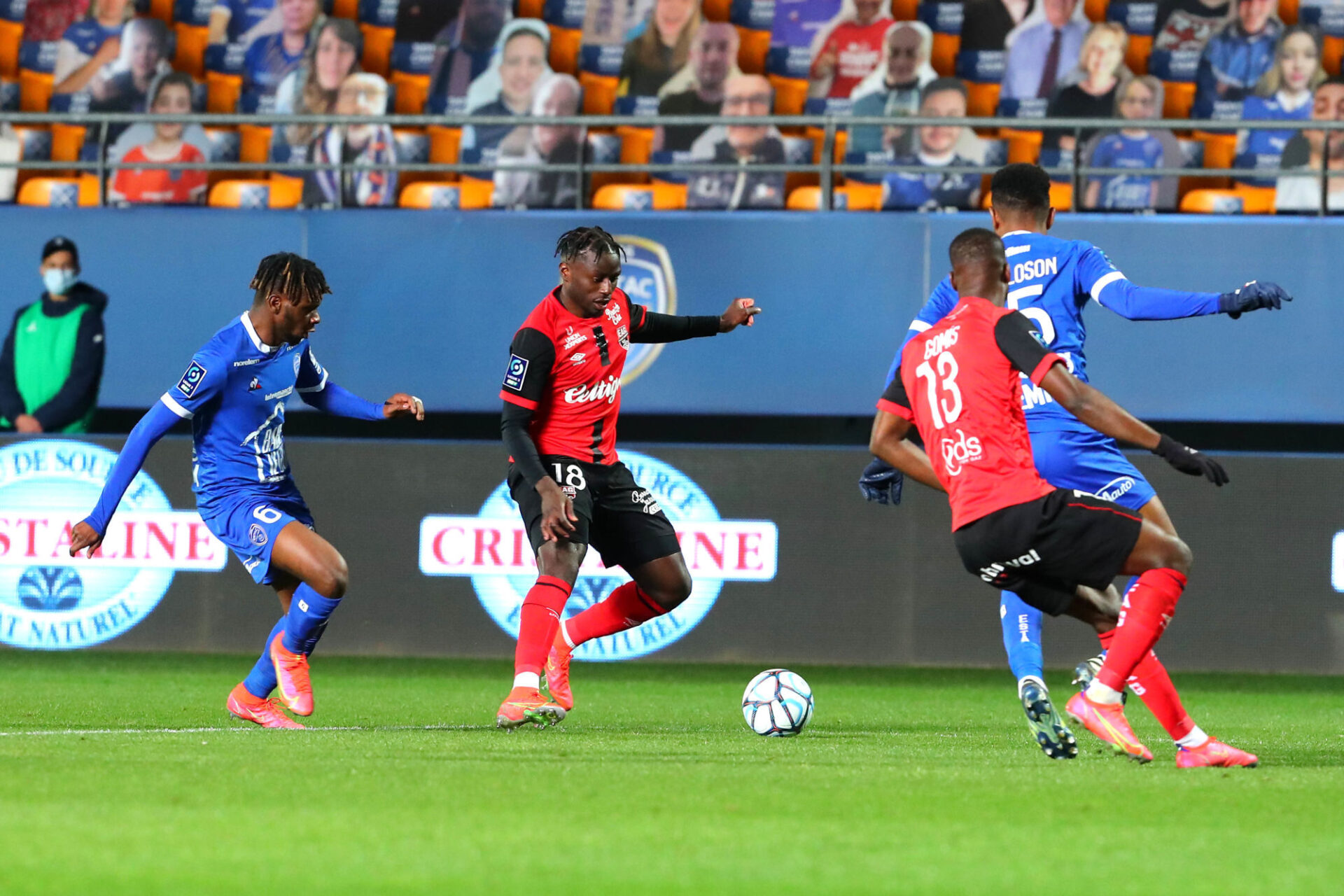 Paul-Georges Ntep a honor&eacute; la premi&egrave;re de ses deux s&eacute;lections en Bleu face &agrave; la Belgique (3-4), en 2015. Icon Sport