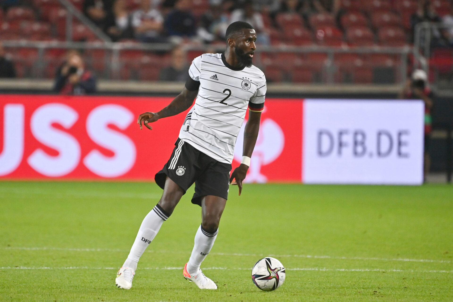 Le Real semble mieux placé que le PSG pour signer Rüdiger l'été prochain (iconsport)