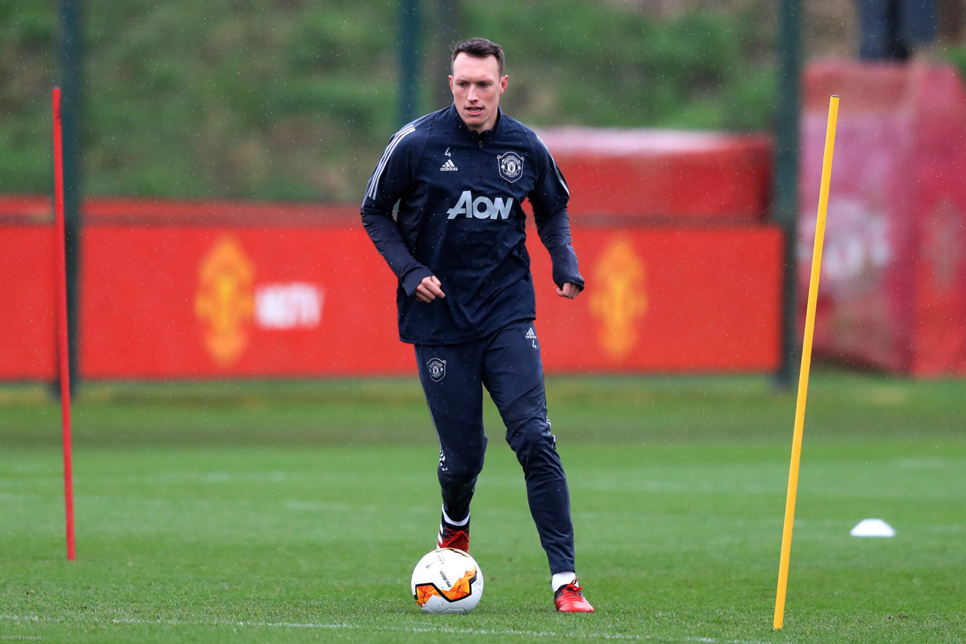 Phil Jones a repris le chemin de l'entraînement (IconSport)