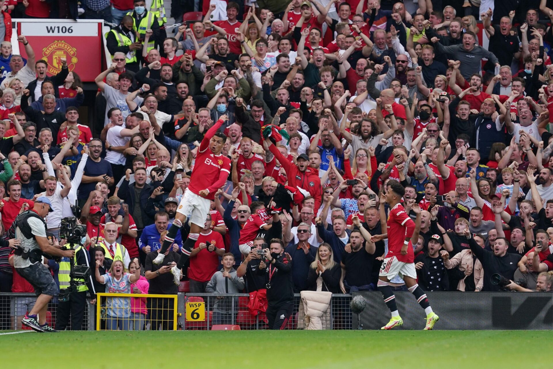Cristiano Ronaldo a inscrit un doublé face à Newcastle pour son grand retour à Old Trafford. Icon Sport