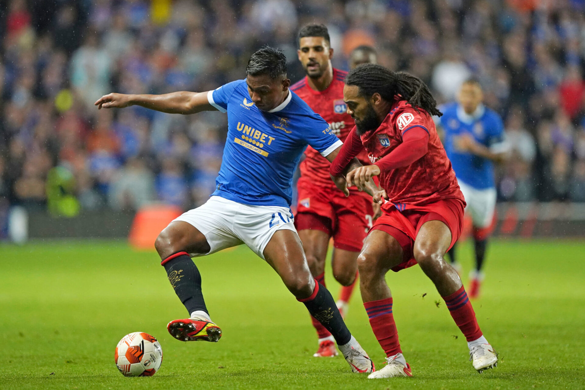 Jason Denayer a été impérial contre les Rangers (0-2) en Ligue Europa, jeudi 16 septembre. Icon Sport