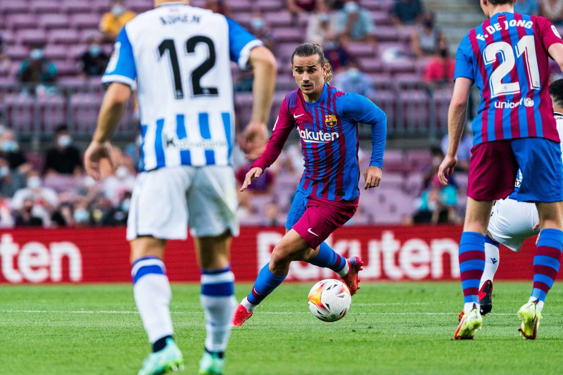 En envoyant Antoine Griezmann à l'Atlético, le FC Barcelone s'assure une économie supérieure à 60 millions d'euros (iconsport)
