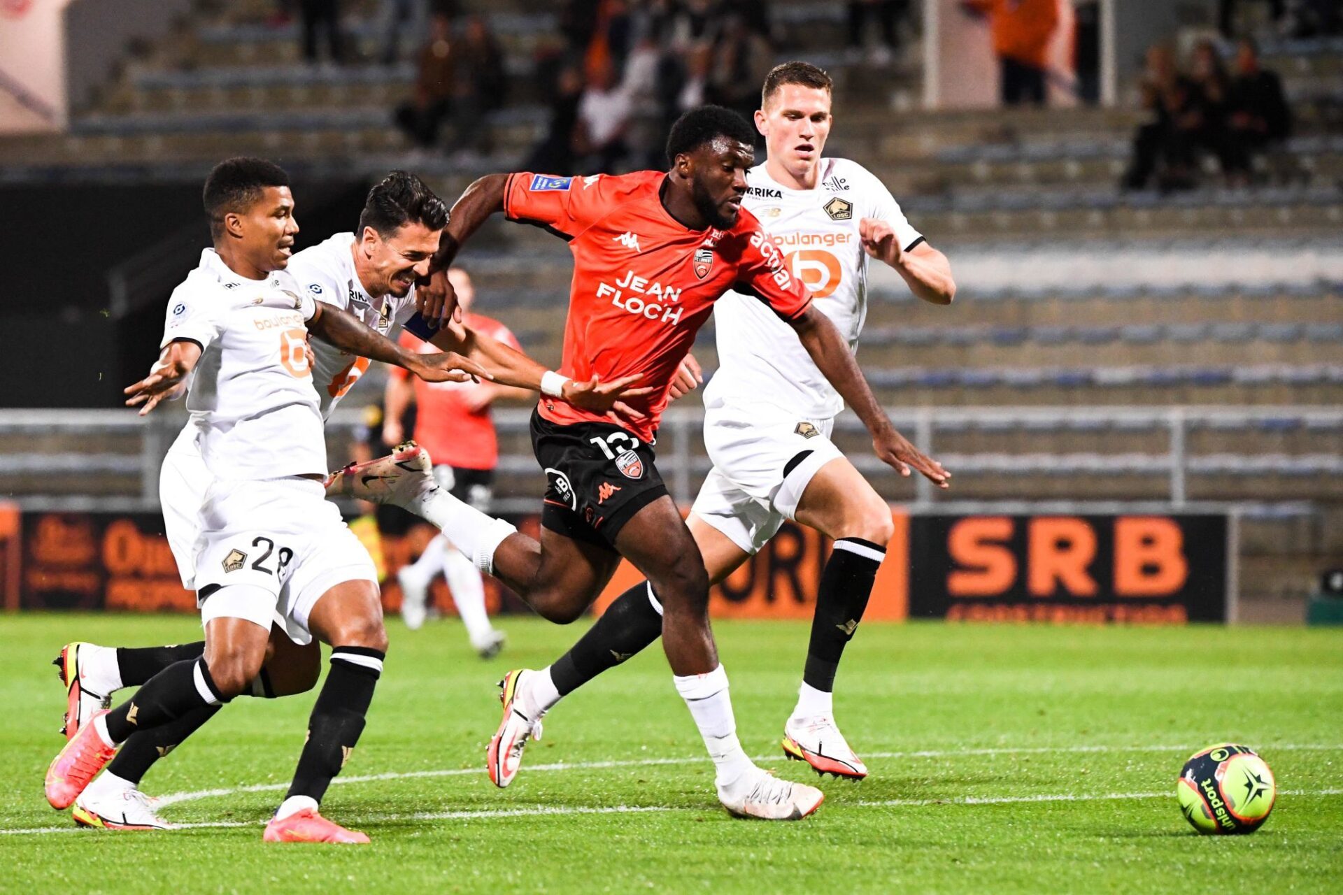 Déjà bluffant la saison dernière, Terem Moffi impressionne à nouveau cette saison. Son action en solo contre Lille (2-1) pour amener le premier but lorientais a notamment marqué les esprits. Icon Sport