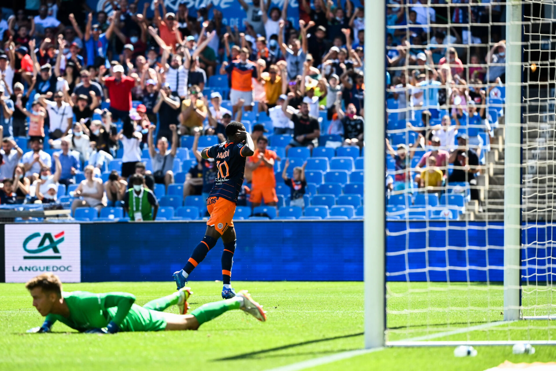 Stephy Mavididi a signé un geste remarquable pour ouvrir le score. Icon Sport