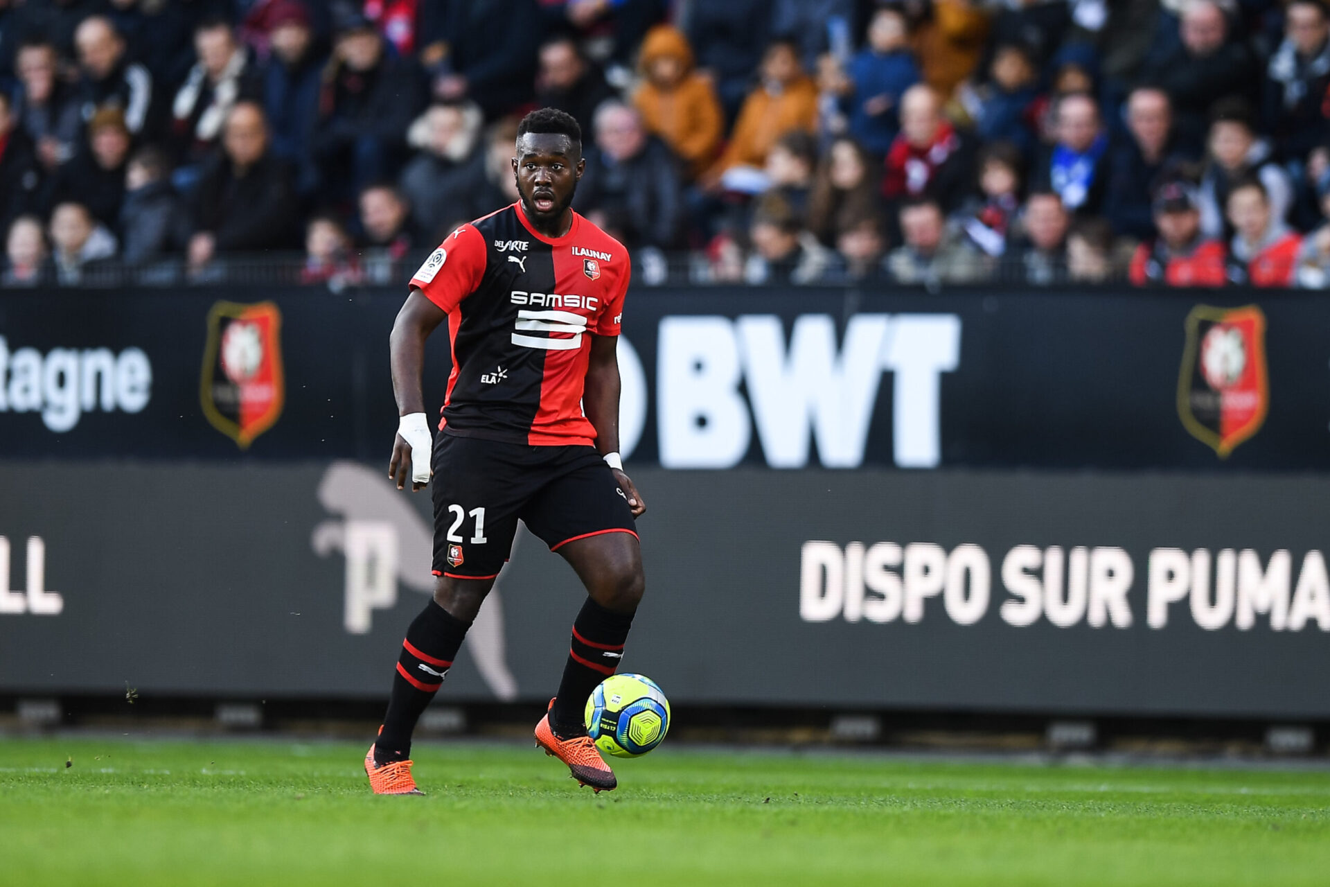 Prêté en 2019-2020 à son club formateur de Rennes, Joris Gnagnon avait disputé 31 matchs. Sa relance en Bretagne ne lui a ensuite pas permis de retrouver la confiance de son entraîneur à Séville (iconsport)