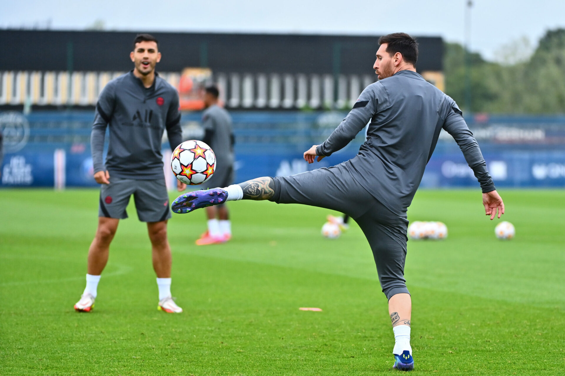 Lionel Messi était à l'entraînement et devrait démarrer la rencontre face à Manchester City, de quoi ravir Ruben Dias (iconsport)