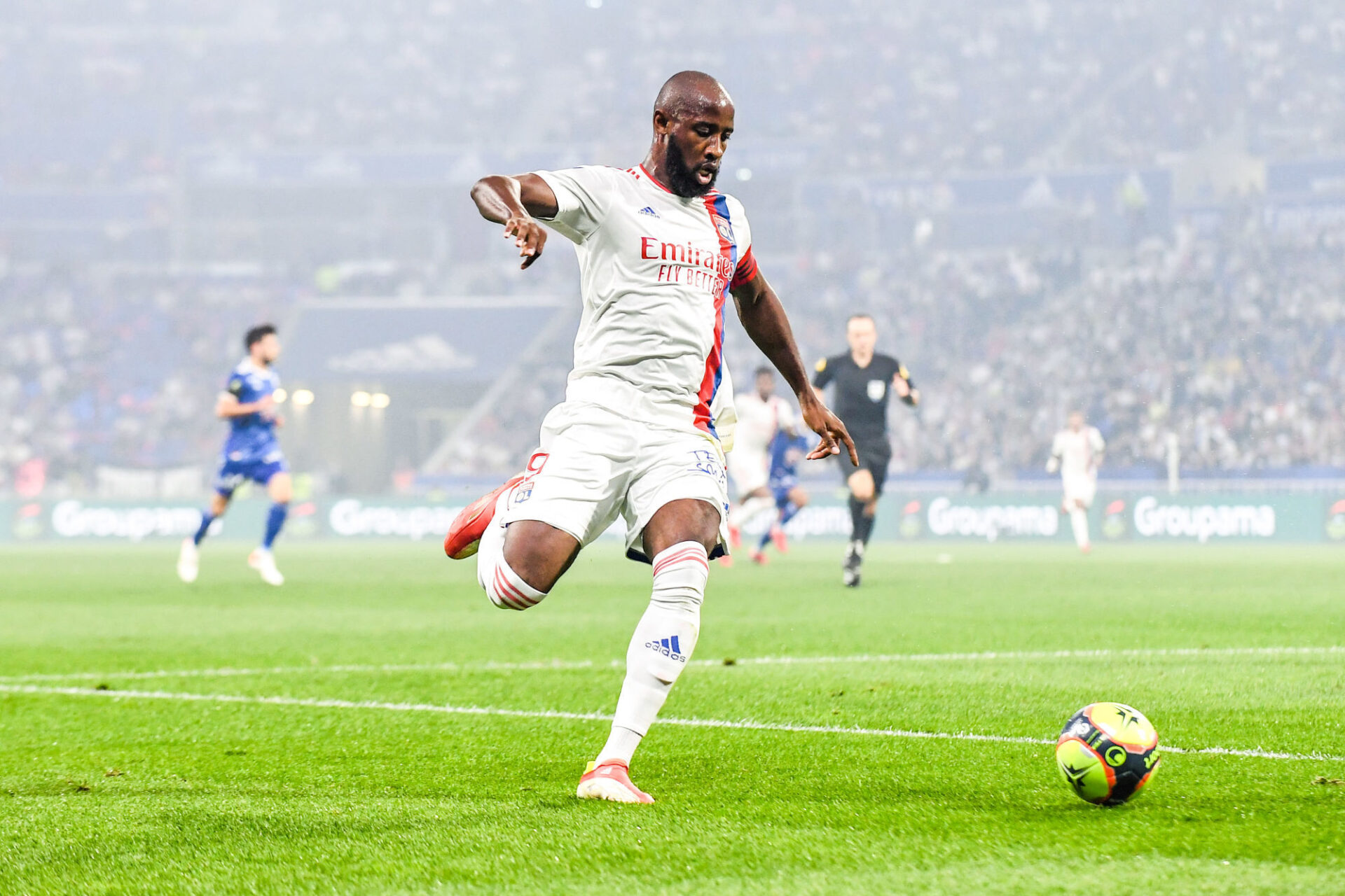 Moussa Demb&eacute;l&eacute; sous les couleurs de l'OL. / Icon Sport