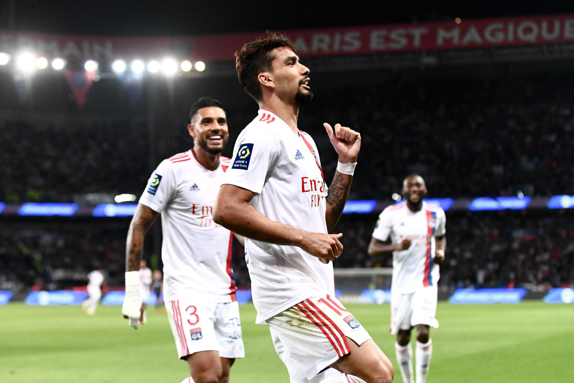 Lucas Paqueta peut de nouveau danser la samba à Lyon... Icon Sport